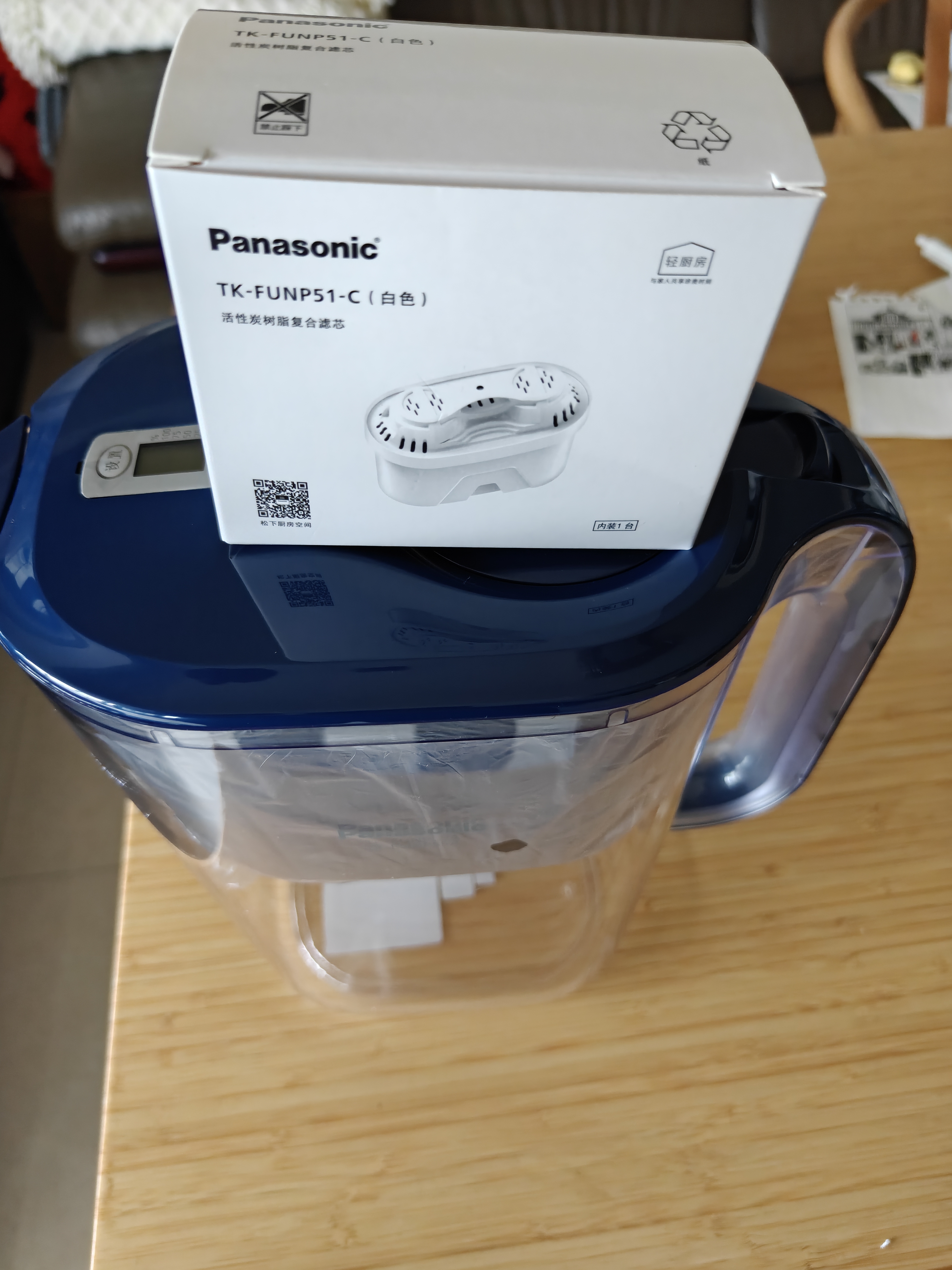松下（Panasonic）滤水壶3.5L升级款一壶六芯蓝色家用自来水过滤器净水壶 实拍图