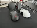 卓威ZOWIE S2-DW 无线鼠标 游戏鼠标 短轴设计 cs2吃鸡无畏契约 电竞鼠标 无驱设计 可充电 实拍图