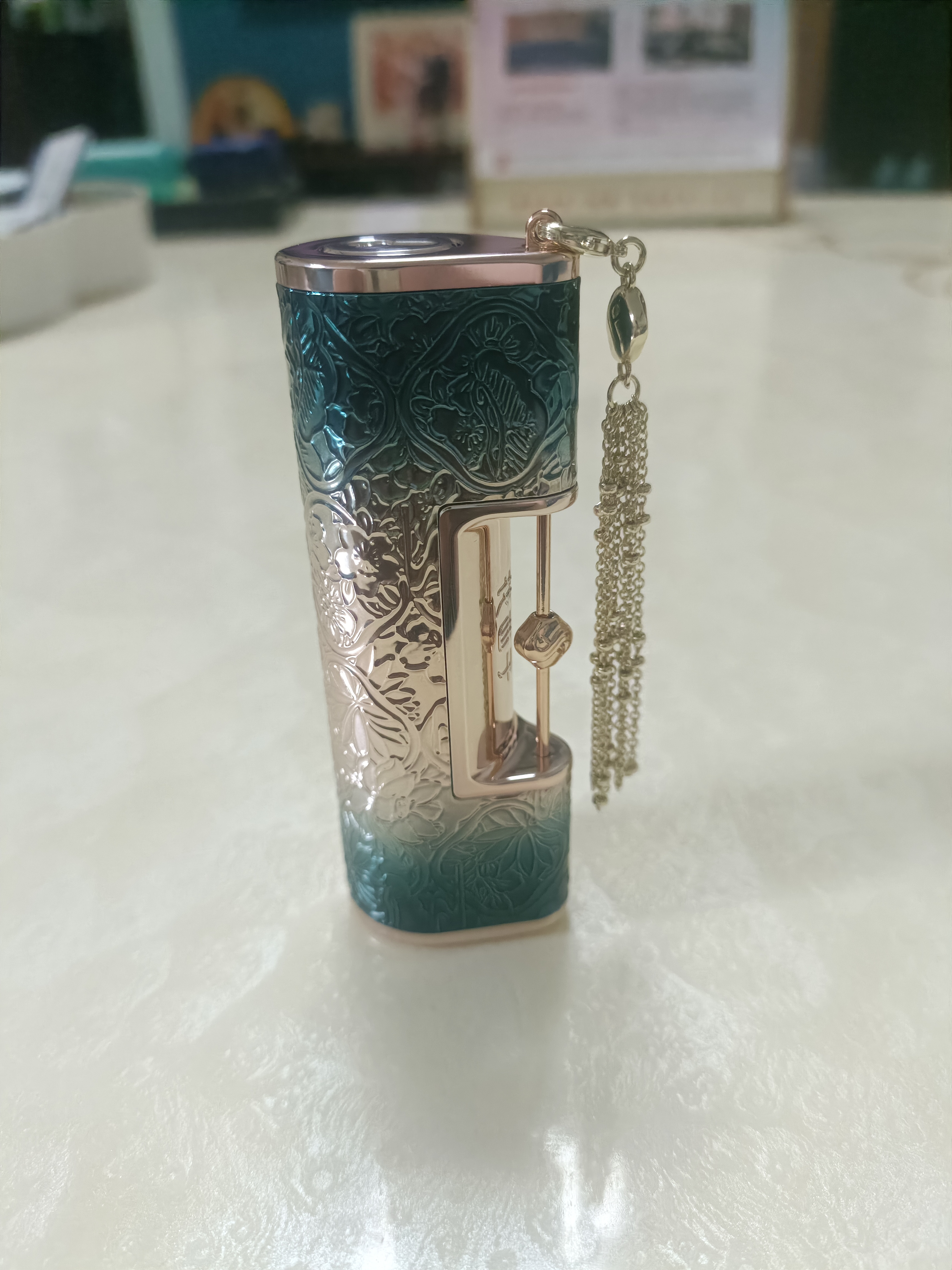 花西子同心锁口红C1314显唇膏提气色礼物送女友生日礼物女订婚礼物女 实拍图