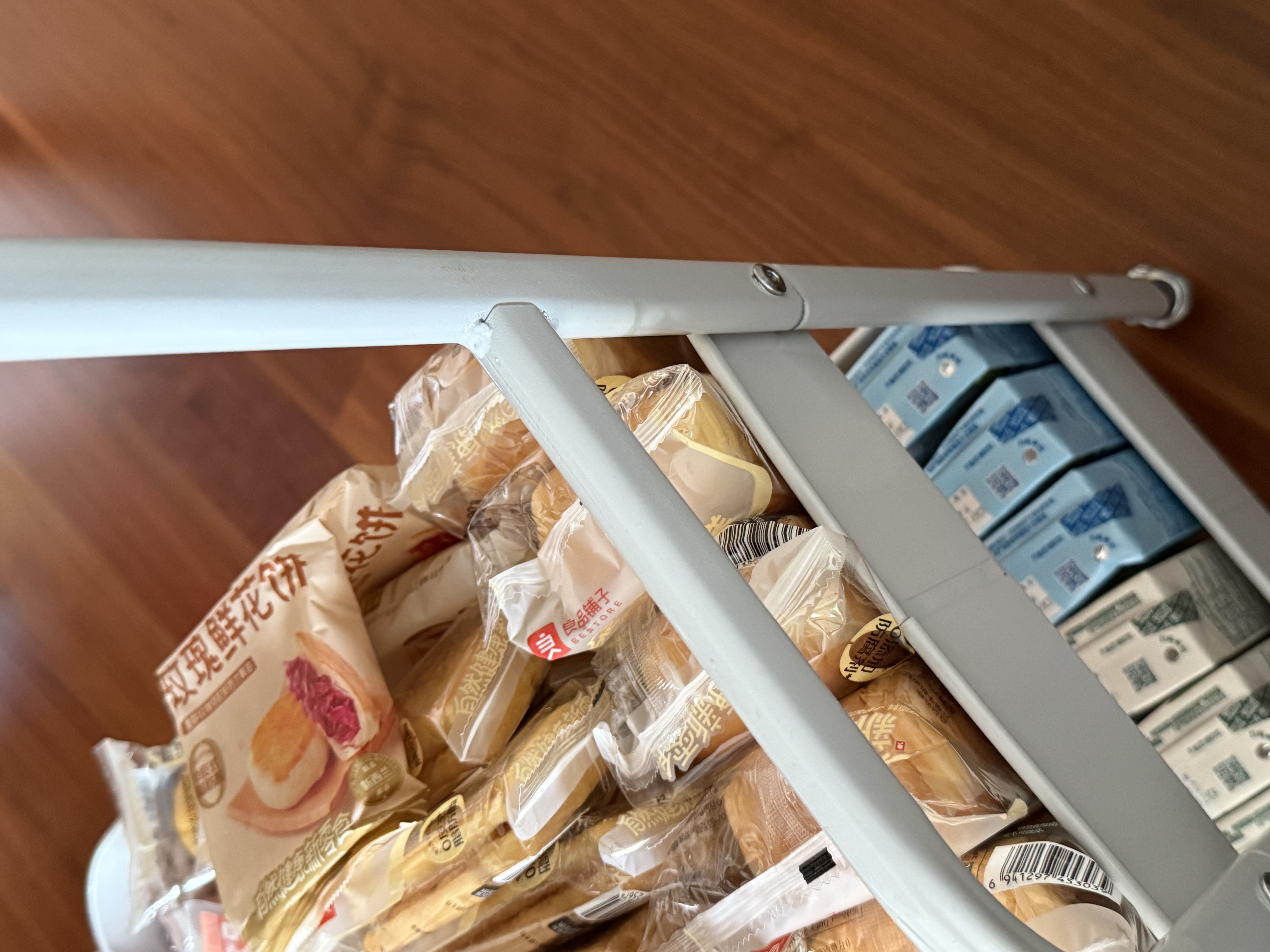 安尔雅零食置物架落地可移动小推车客厅沙发边几床头柜厨房储物收纳架 实拍图