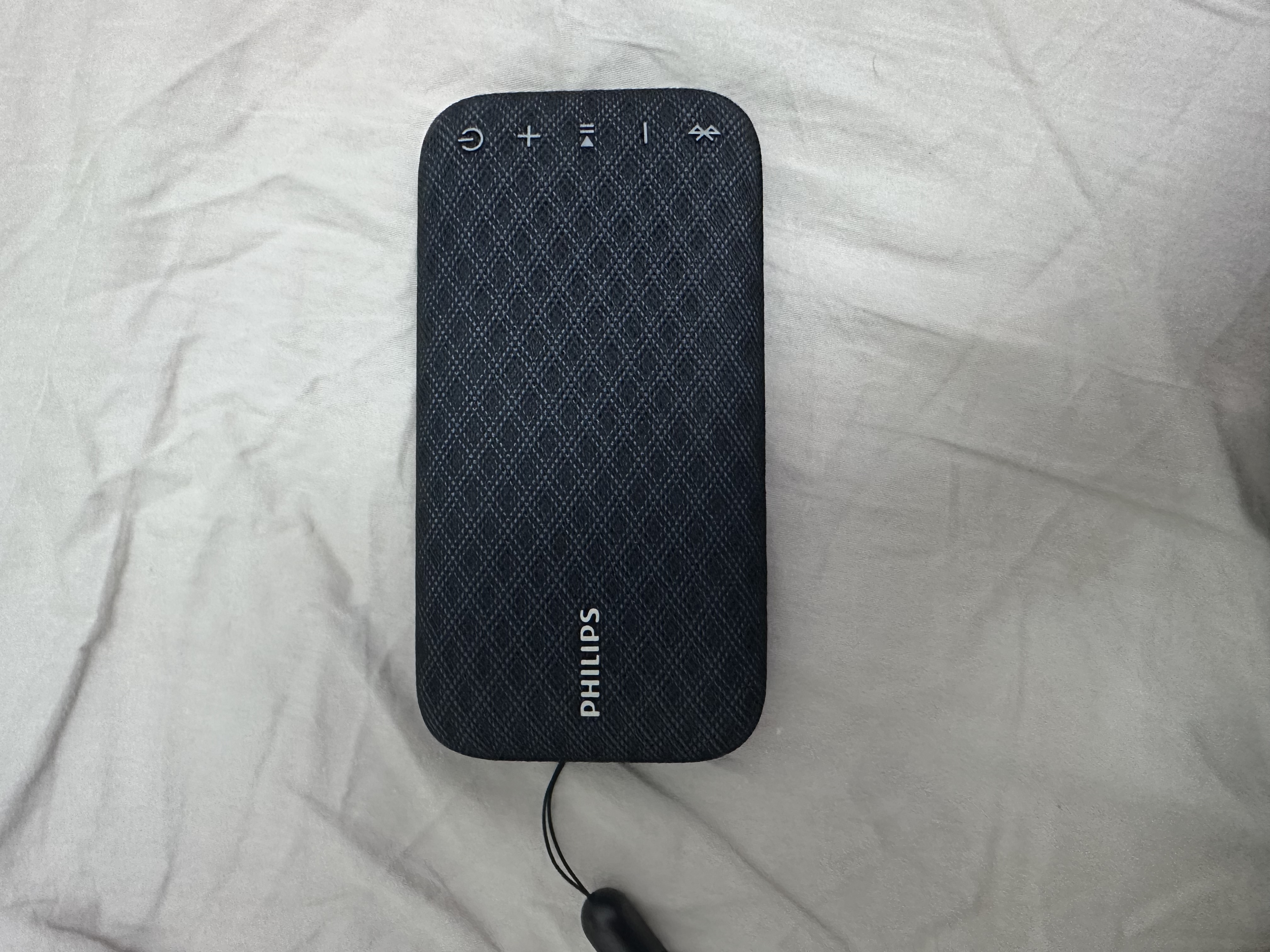 飞利浦（PHILIPS）BT3900音乐手包 超薄随身蓝牙音箱便携式无线低音炮音响播放器桌面户外防水迷你曜石黑 实拍图