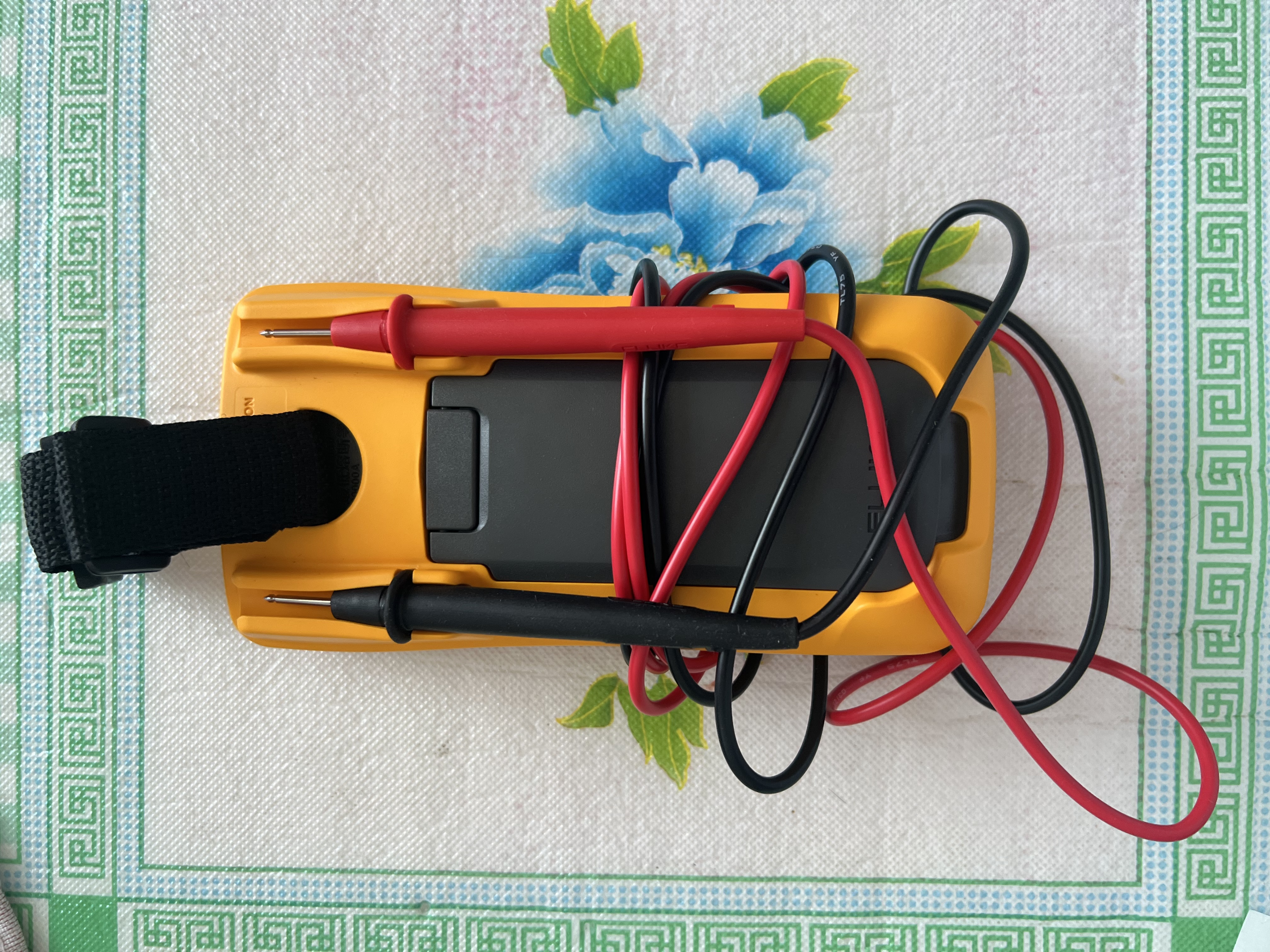 福禄克（FLUKE）17B MAX KIT 数字万用表 掌上型多用表万能表电流表 实拍图