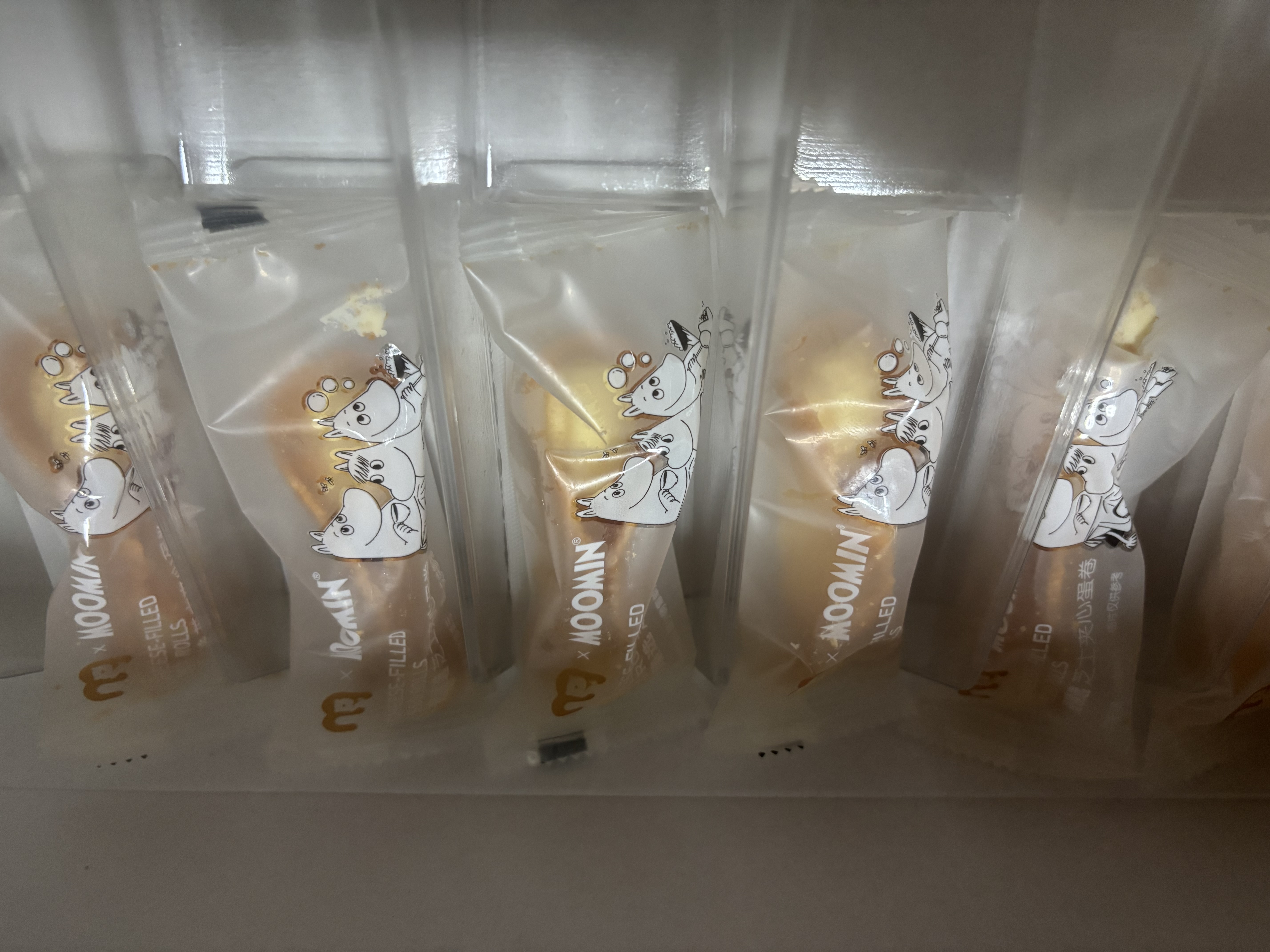 麦臻选xMoomin芝士夹心蛋卷 180g（11.25g*16枚） 实拍图