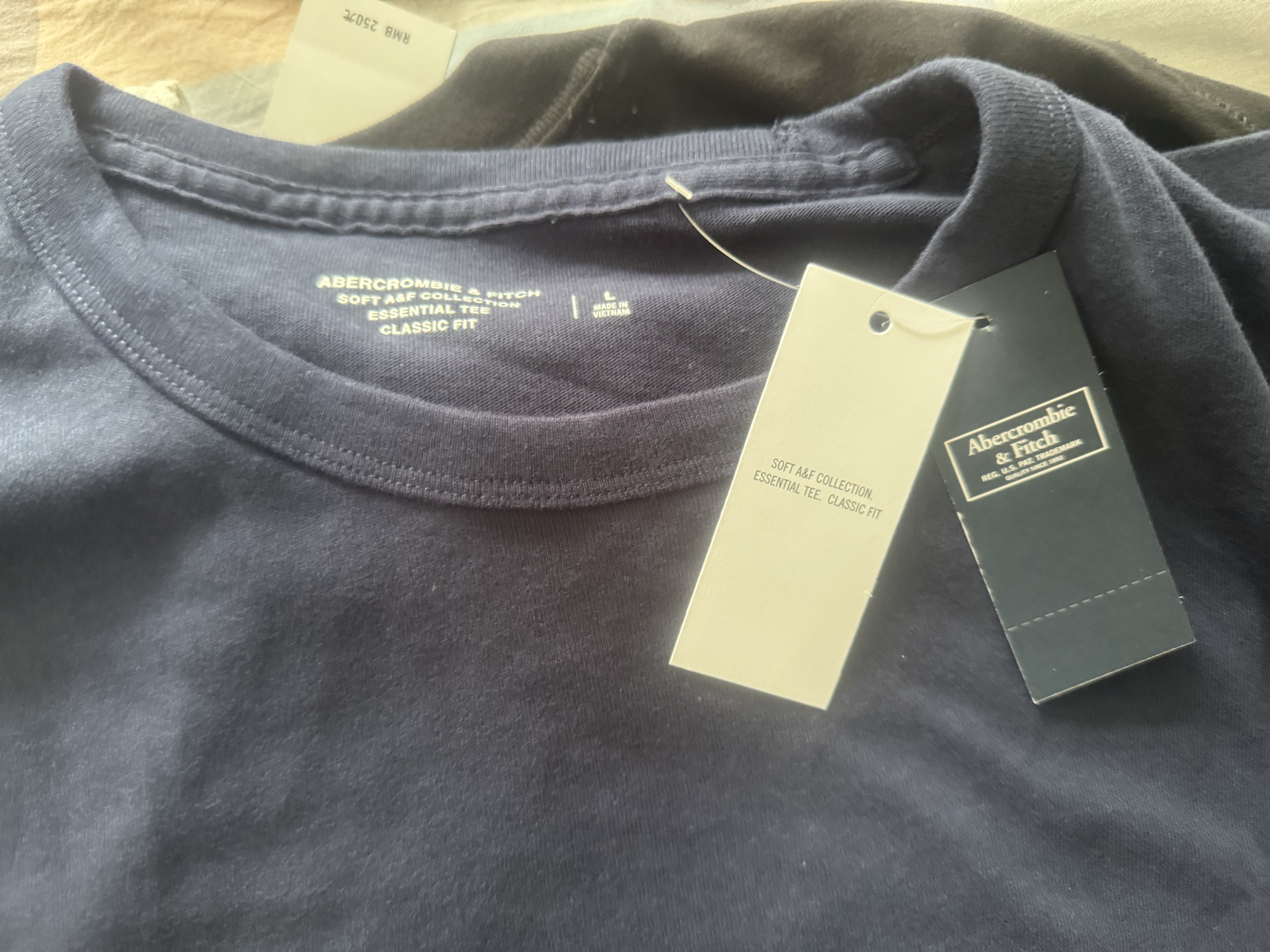 Abercrombie & Fitch经典小麋鹿图案情侣柔软纯棉短袖T恤上衣26春夏男装124-6014 海军蓝 L (180/108A) 实拍图