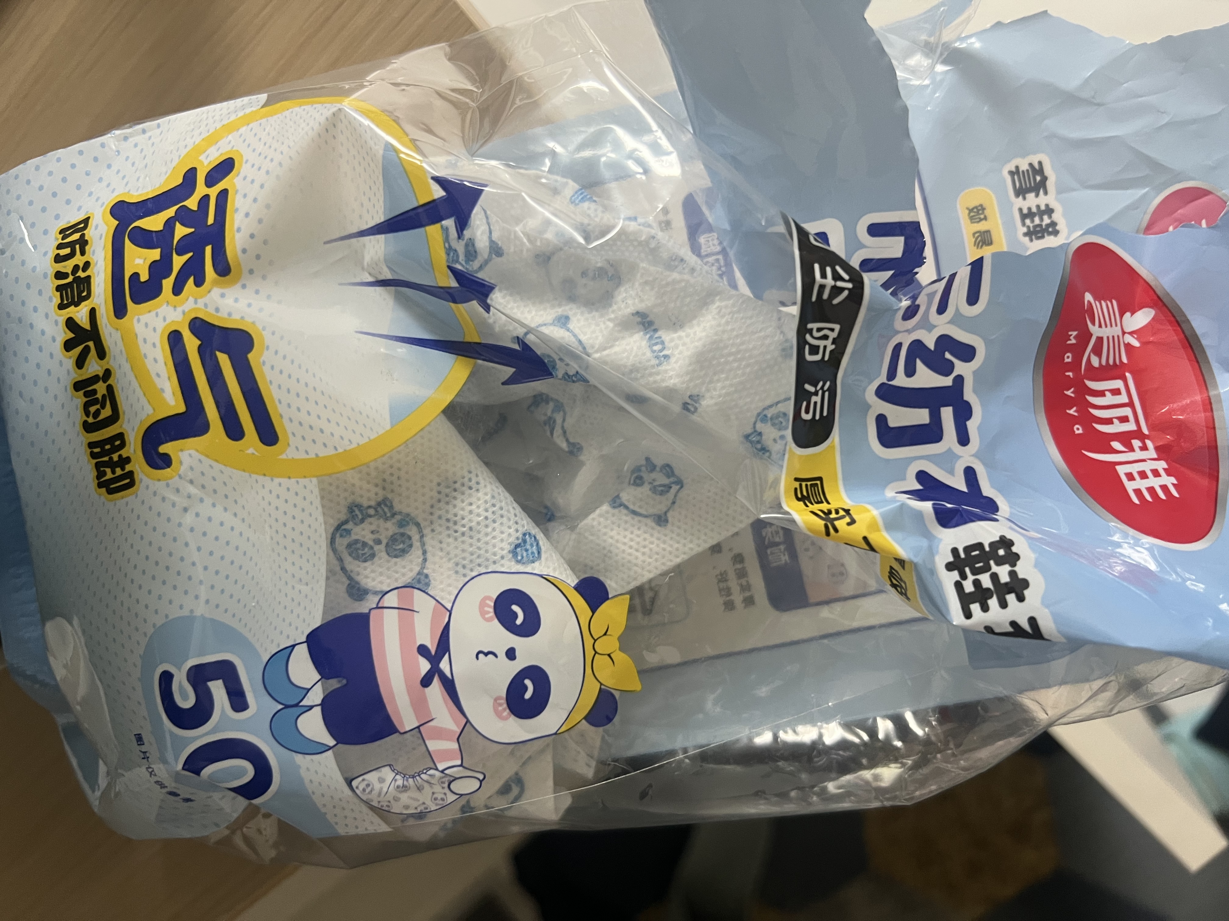 美丽雅鞋套一次性家用客人室内机房无纺布鞋套加厚耐磨防滑脚套100只 实拍图