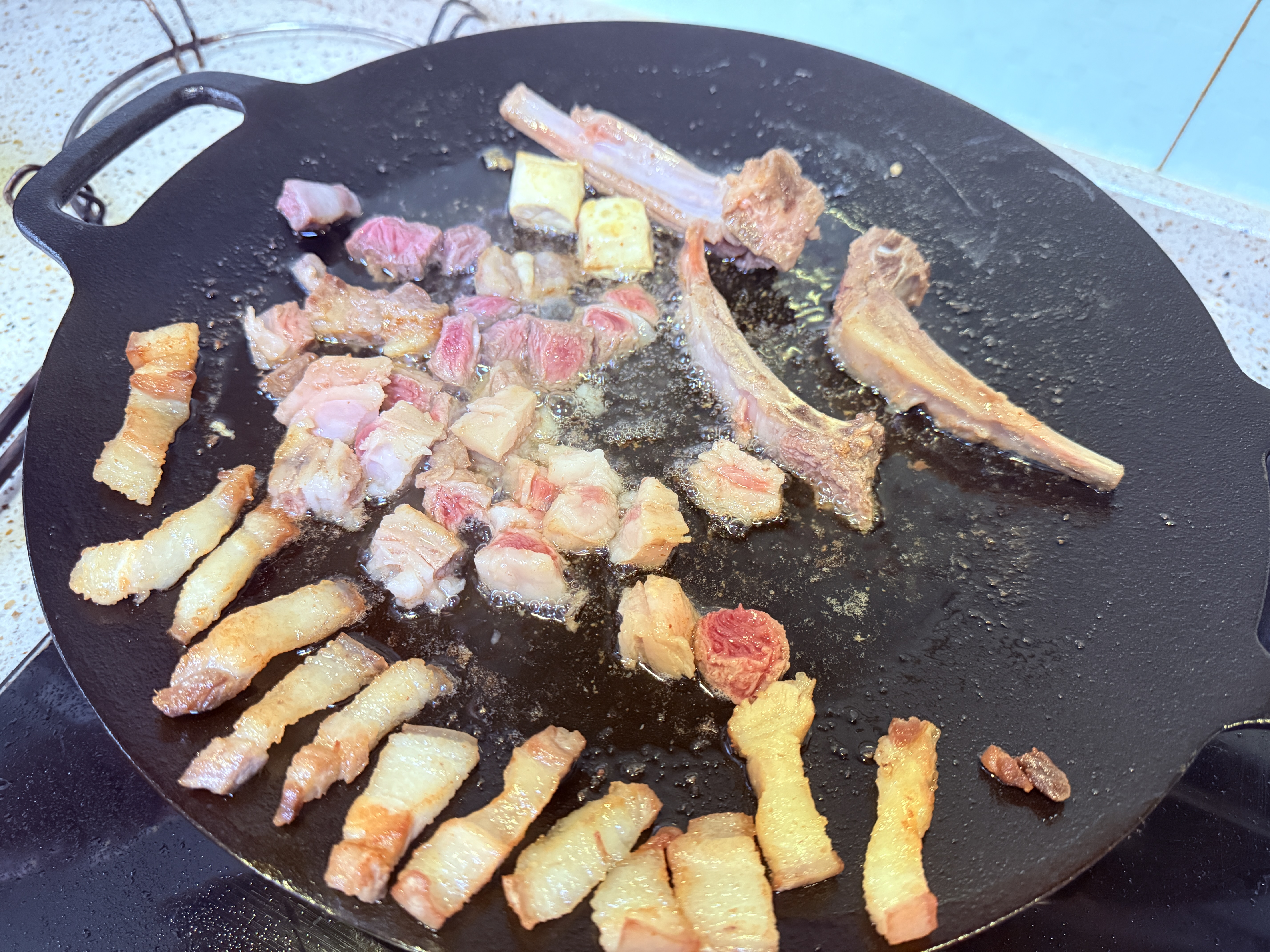 老艺人铸铁烤盘大号烤肉盘无涂层燃气卡式电磁炉铁板烧煎饼锅牛排盘户外 实拍图