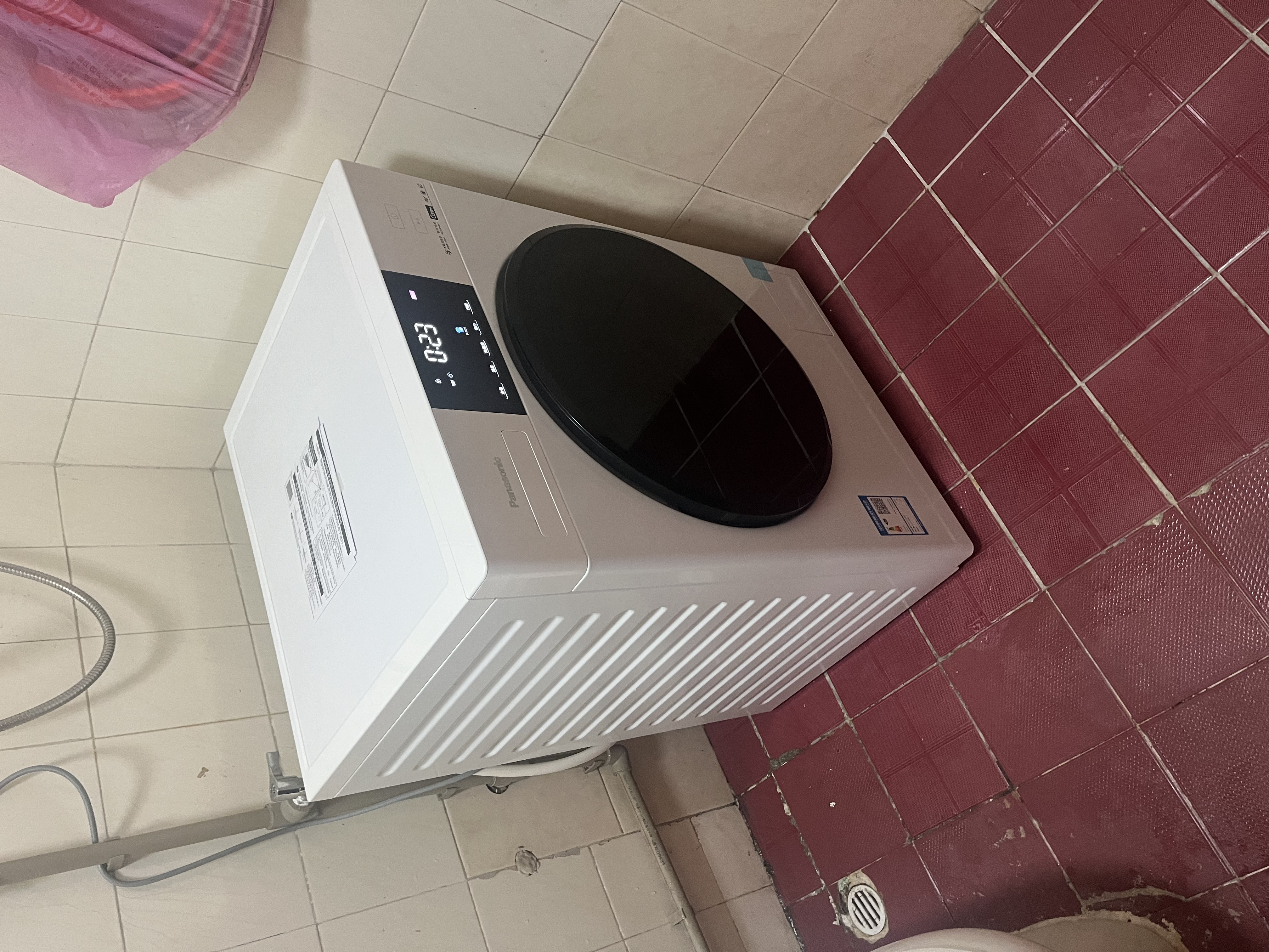 松下（Panasonic）白月光4.0Ultra 滚筒洗衣机 全自动家用 10KG大容量 超薄全嵌 智能投放  XQG100-8532N 实拍图