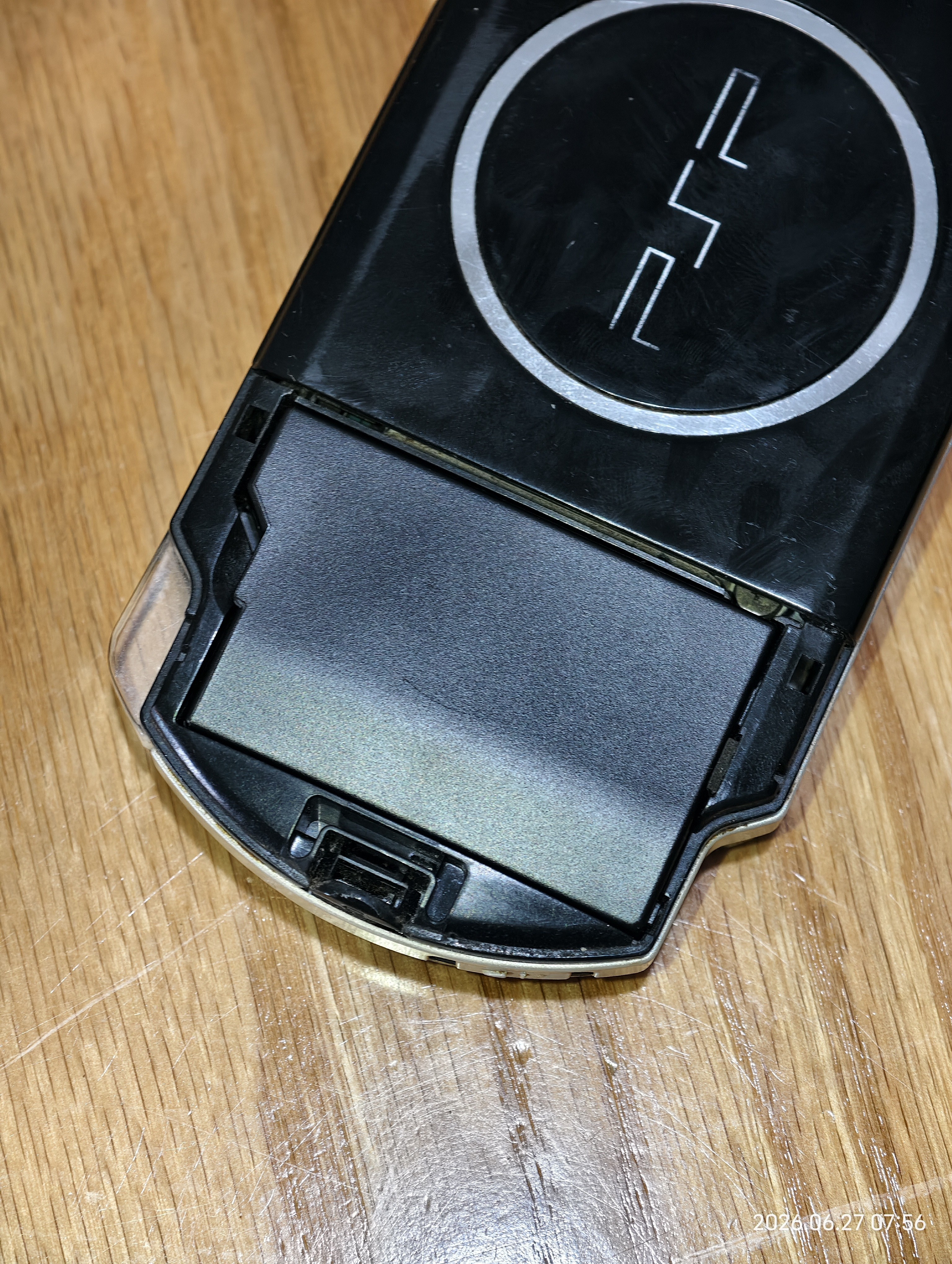 绿巨能（llano）适用索尼PSP电池S110游戏机掌机电池psp2000/psp3000系列充电电池1180mAh 实拍图