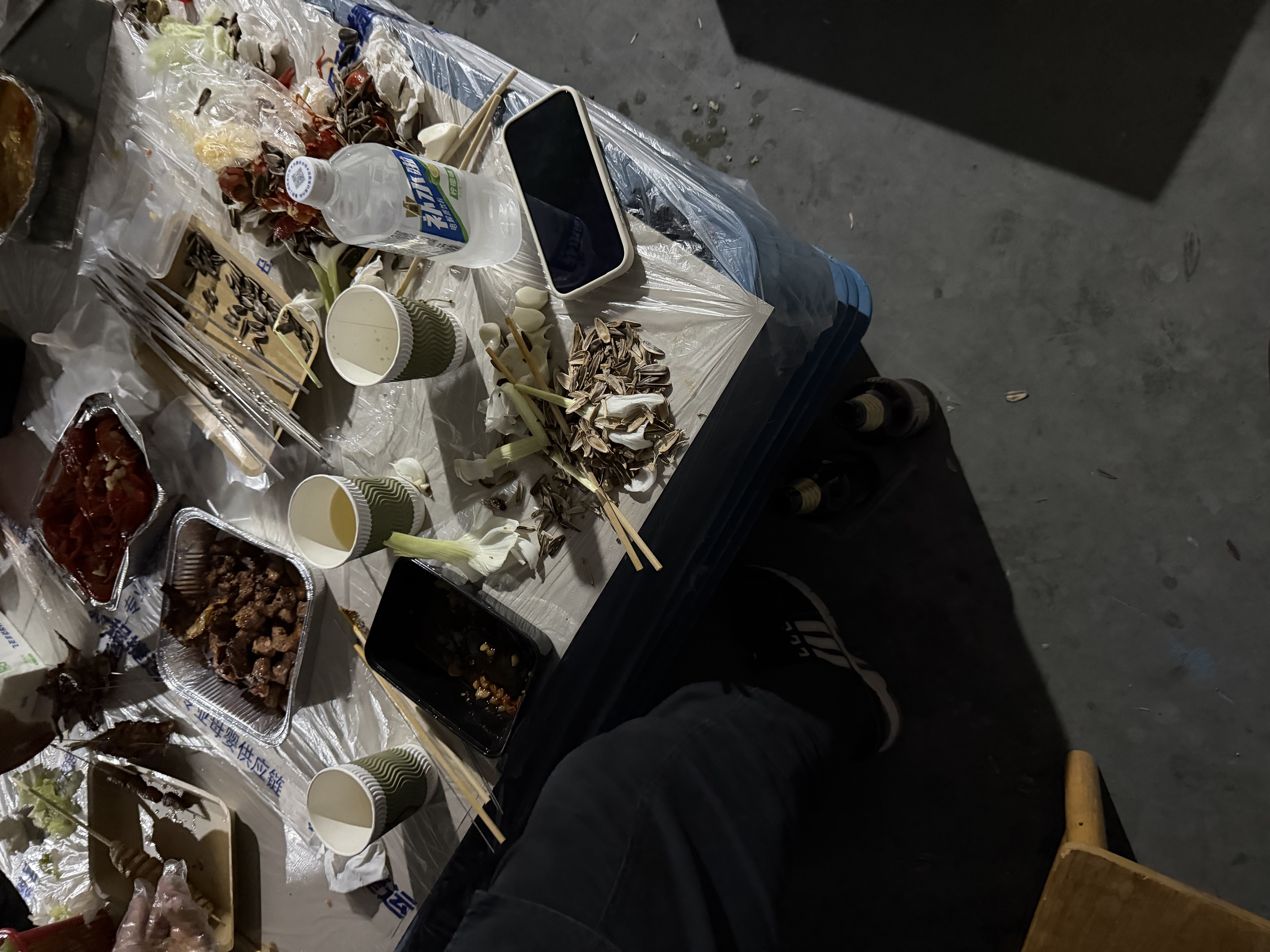 得力（deli）50只280ml加厚三层一次性杯子水杯纸杯办公咖啡居家防烫办公水杯 实拍图