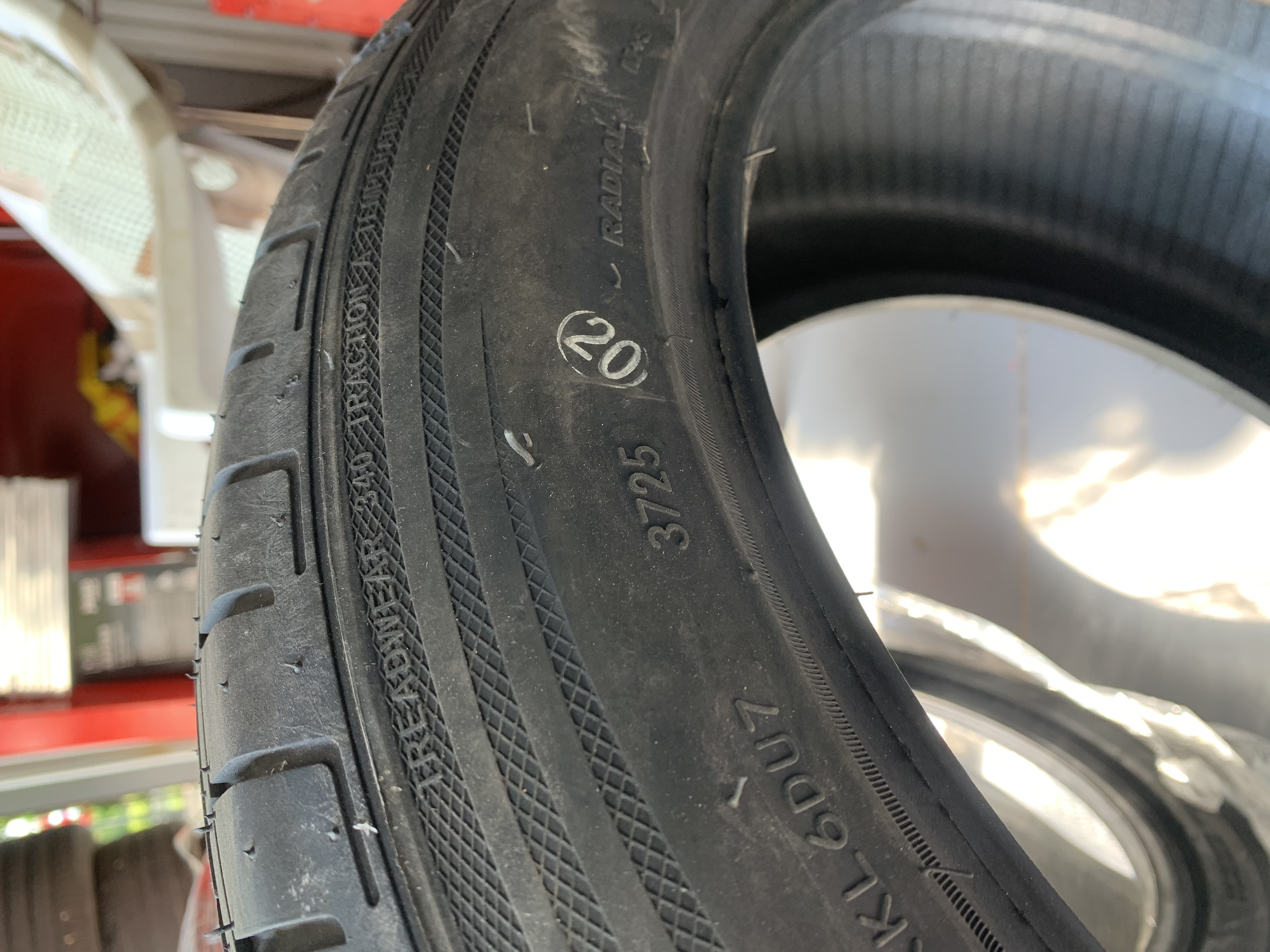 双星JUOGO轮胎 215/55R17 98V X51 适配凯美瑞/帕萨特/XR-V/迈腾 实拍图