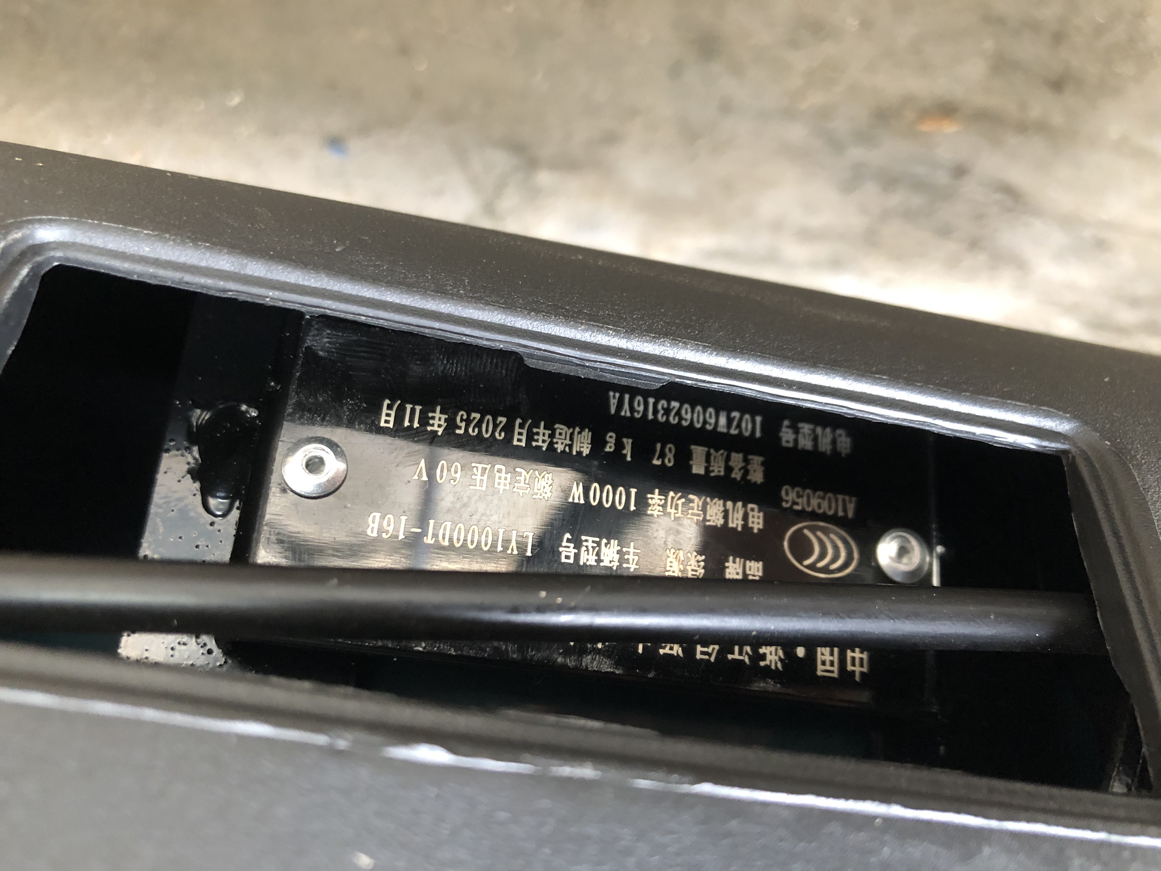 世咏（SHIYONG）适用苹果17手机壳 iphone17保护套全包超薄防摔轻奢羊巴皮简约国风小羊皮男女款 灰色 实拍图