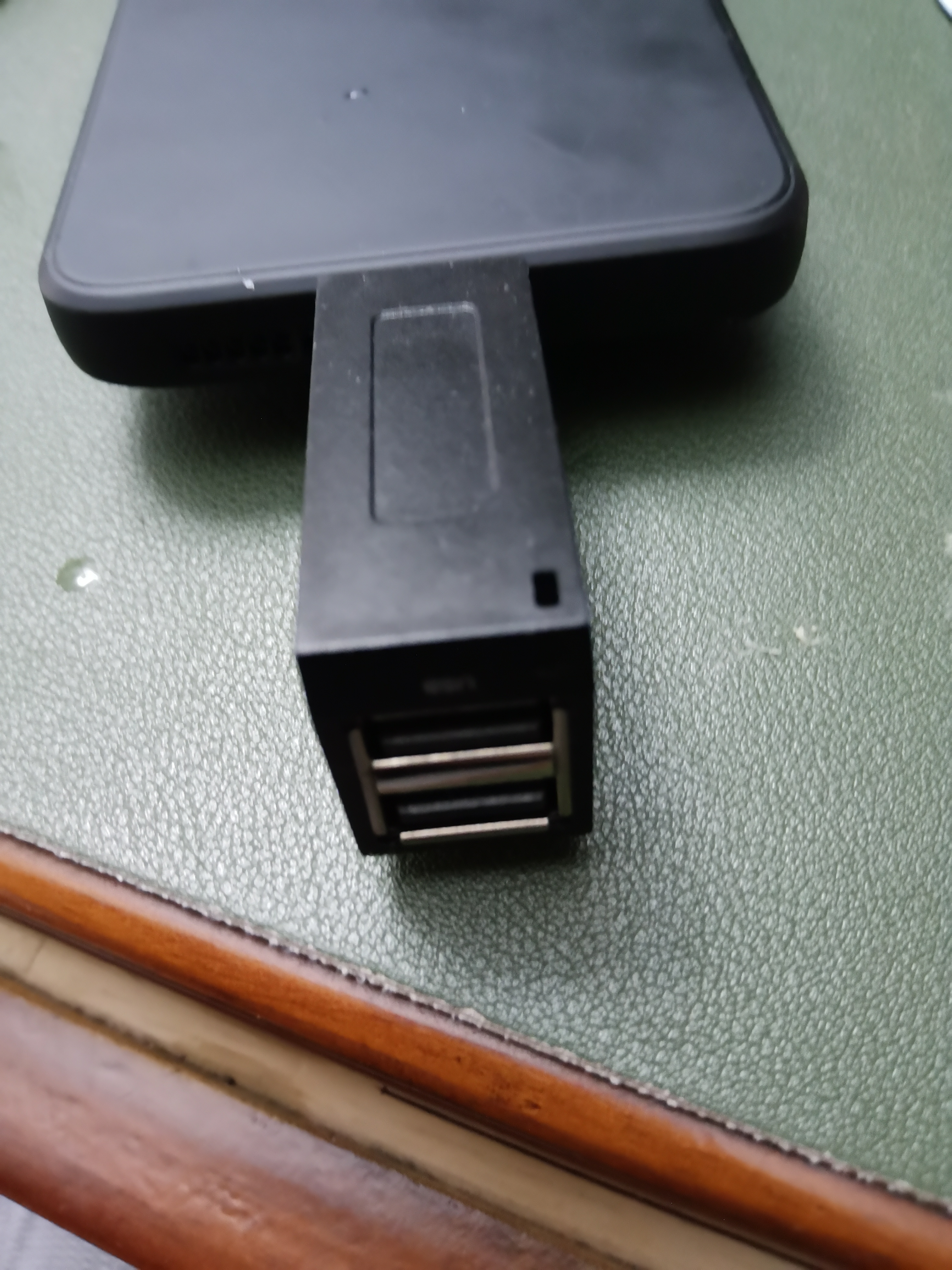 毕亚兹 Type-C分线器USB3.0分线器三合一HUB集线器 USB-C一拖三转换器 转换头适用苹果MacBook电脑拓展 实拍图