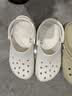卡骆驰（CROCS）檀健次同款经典洞洞鞋轻便百搭女沙滩鞋包头拖鞋男鞋|10001 白色-100(含智必星) 36 /37(220mm) 实拍图