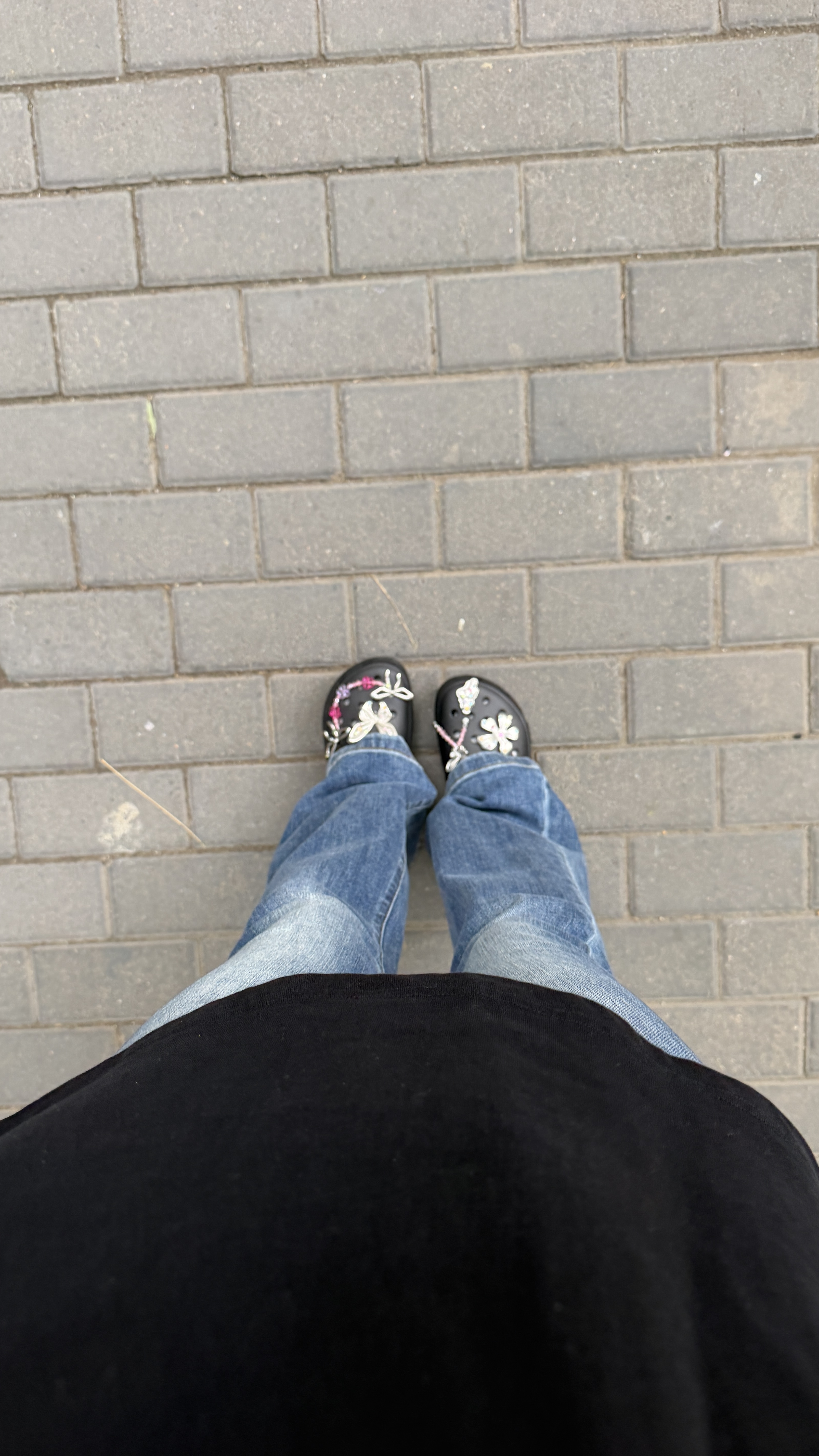 卡骆驰（CROCS）【预售】白鹿同款经典云朵洞洞鞋时尚百搭女鞋花园鞋|206750 黑色-001(含智必星) 36 /37(230mm) 实拍图