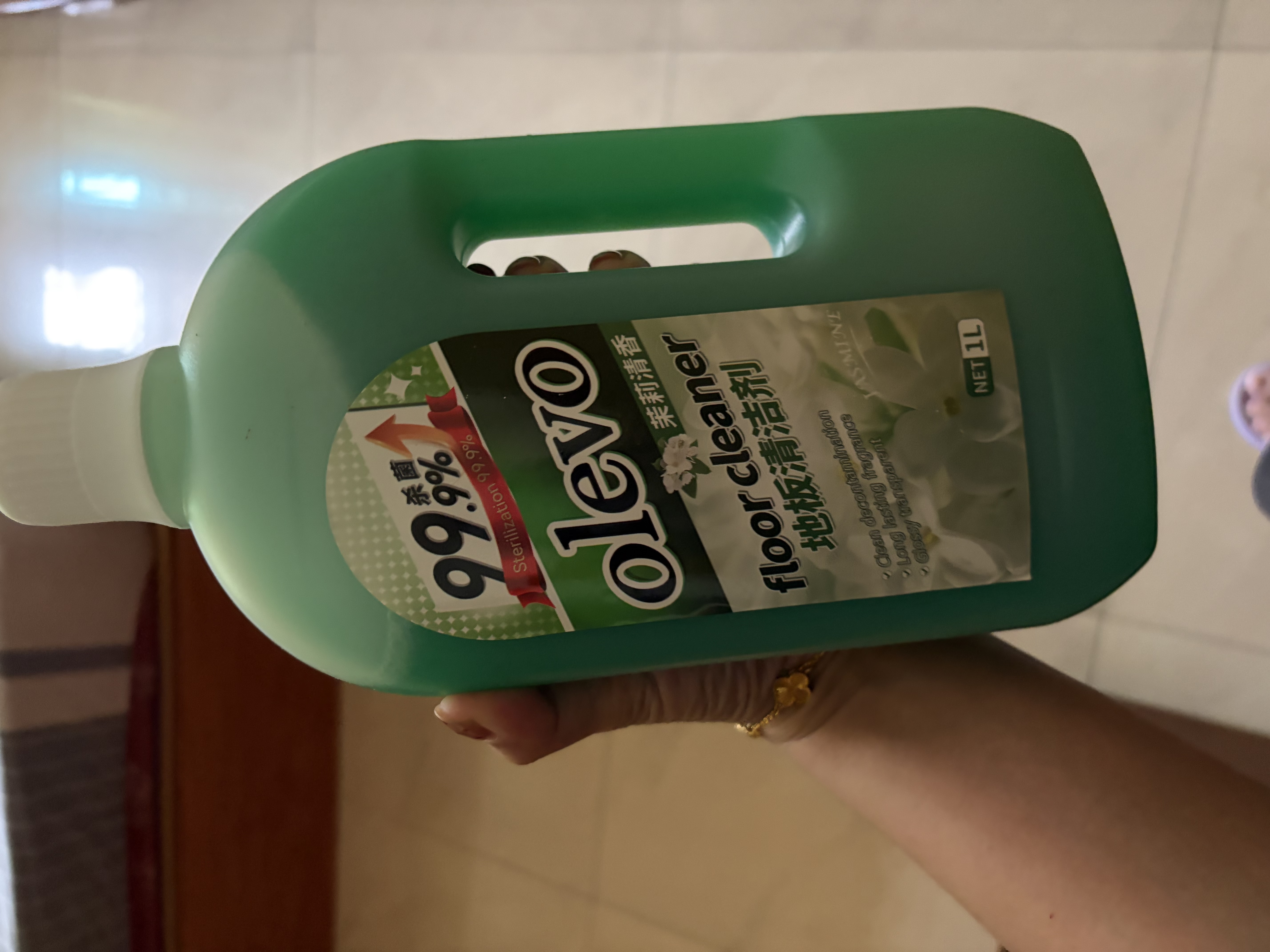 olevo地板清洗剂瓷砖拖地清洁剂洗地擦地清洁液去污留香杀菌不留水渍1L 实拍图