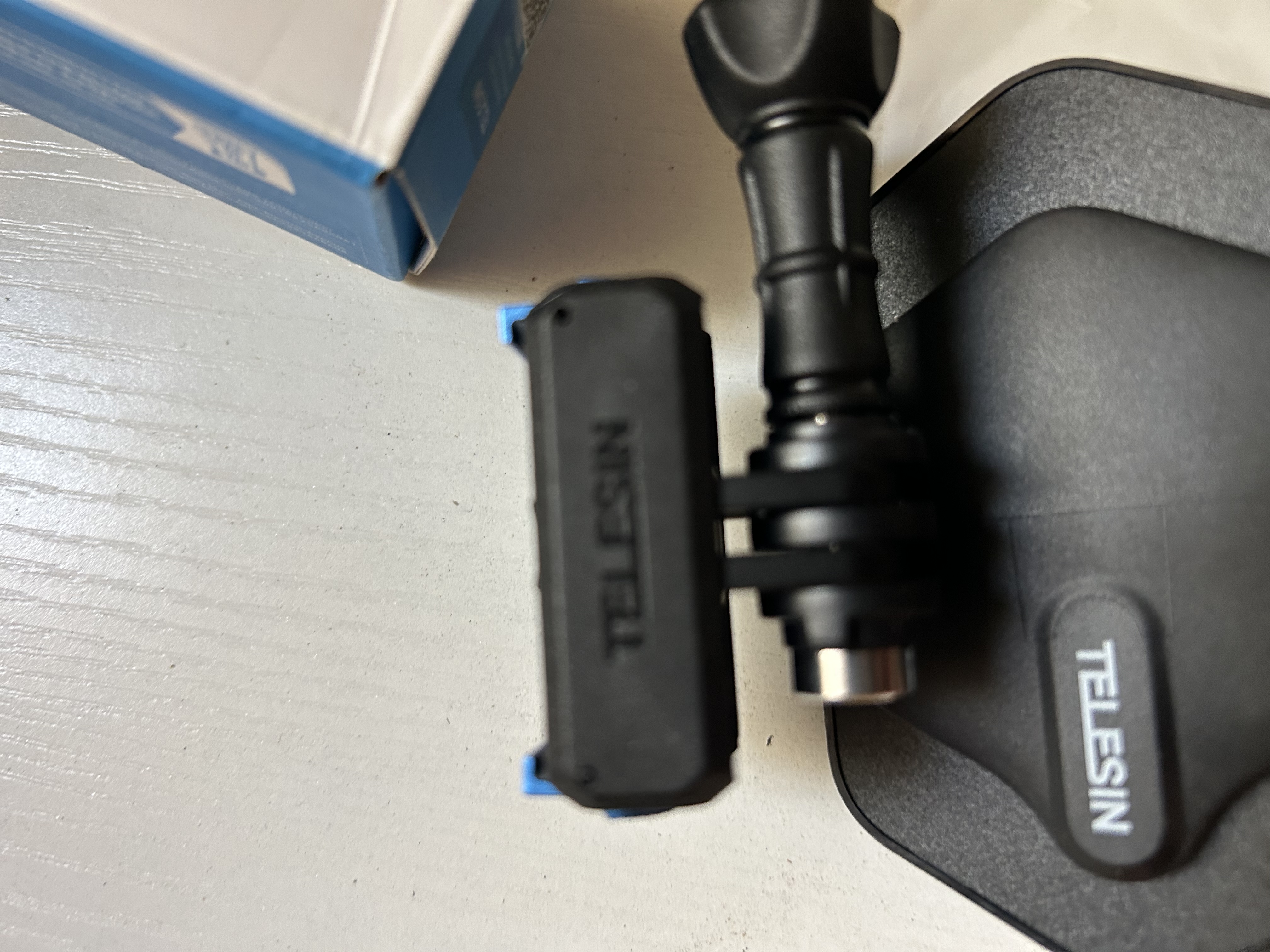 TELESIN(泰迅)action磁吸快拆底座适配大疆action5pro\4\3\osmo360折叠磁吸转接组件骑行运动相机配件 实拍图