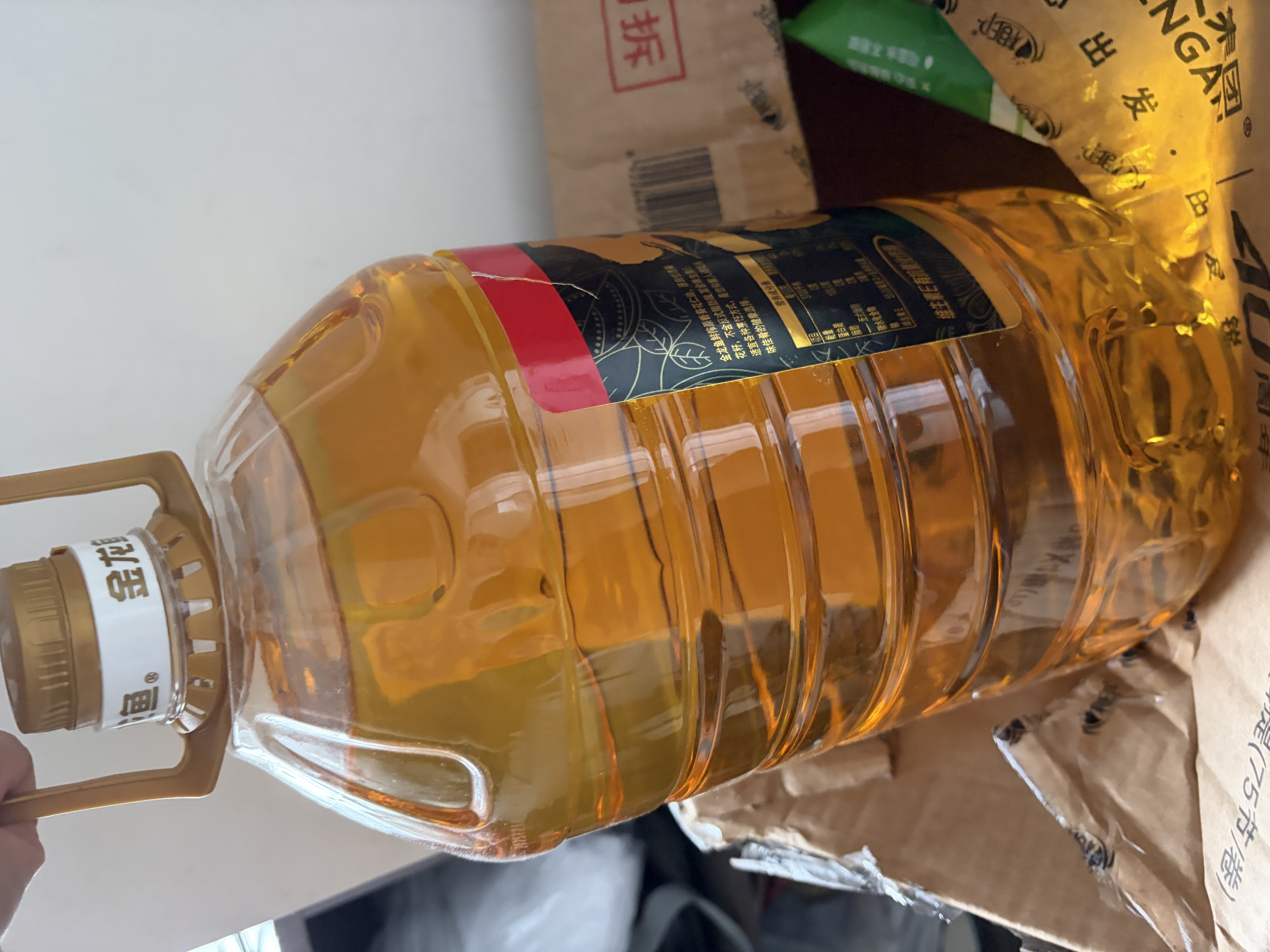 金龙鱼食用油 零反式脂肪鲜榨原香葵花仁油 5.88L 压榨一级 富含维生素E 5.88L*1桶 +400ML*1瓶 实拍图