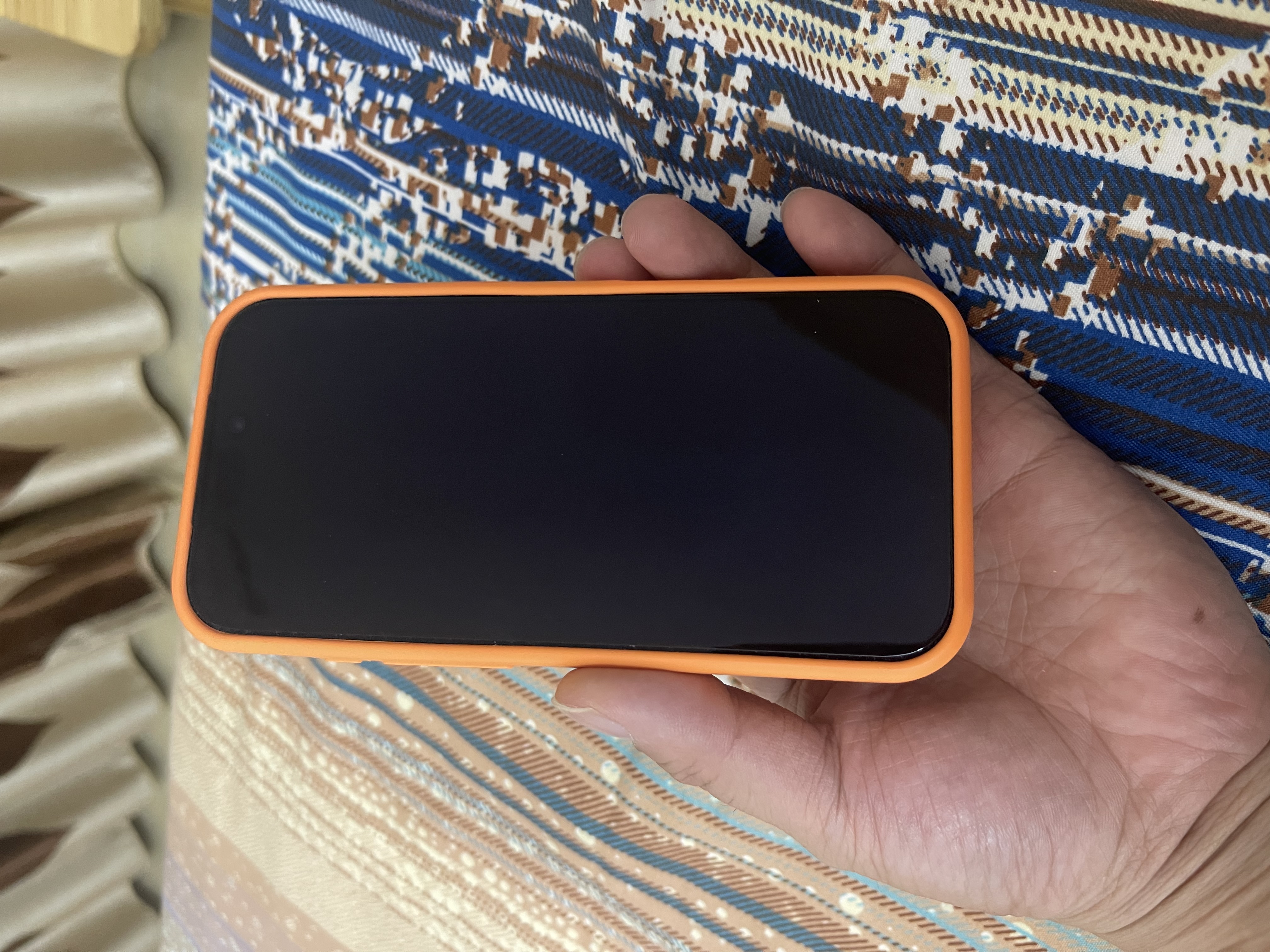 品胜【液态柔性】适用iPhone17pro手机壳苹果17pro保护套全包防摔防磨液态亲肤硅胶超薄软壳 砂糖橘 实拍图