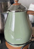 德龙（Delonghi）电热水壶 家用复古304不锈钢烧水电水壶 防干烧大功率1.7L煮水壶 KBO2001.VGR 橄榄绿 礼物 实拍图