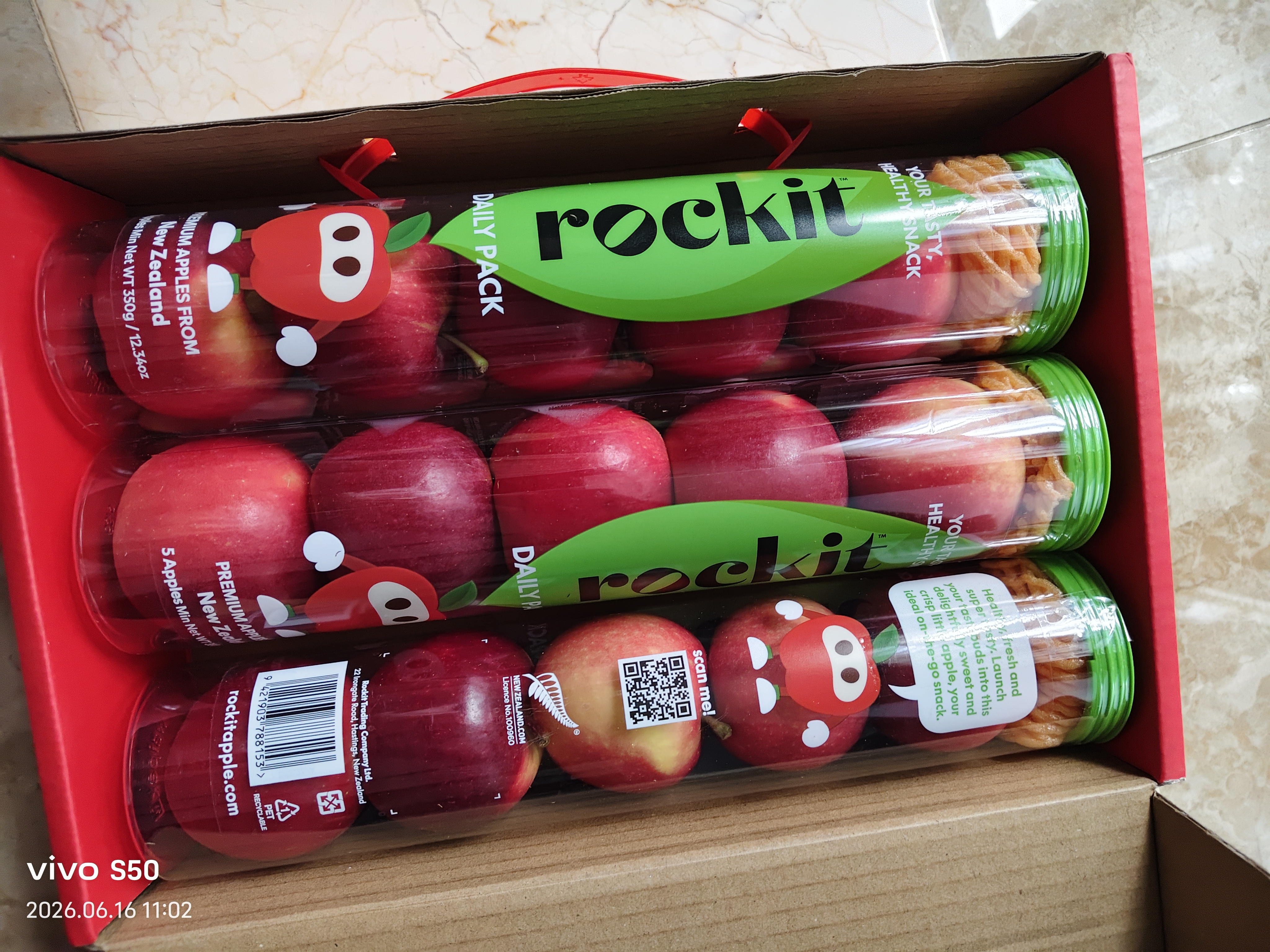 乐淇（ROCKIT）王一博代言火箭苹果3筒大筒礼盒 单筒350g起5粒*3筒 生鲜水果礼盒 实拍图