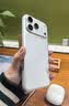 Apple/苹果 iPhone 17 Pro Max 1TB 银色 支持移动联通电信5G 双卡双待手机 实拍图