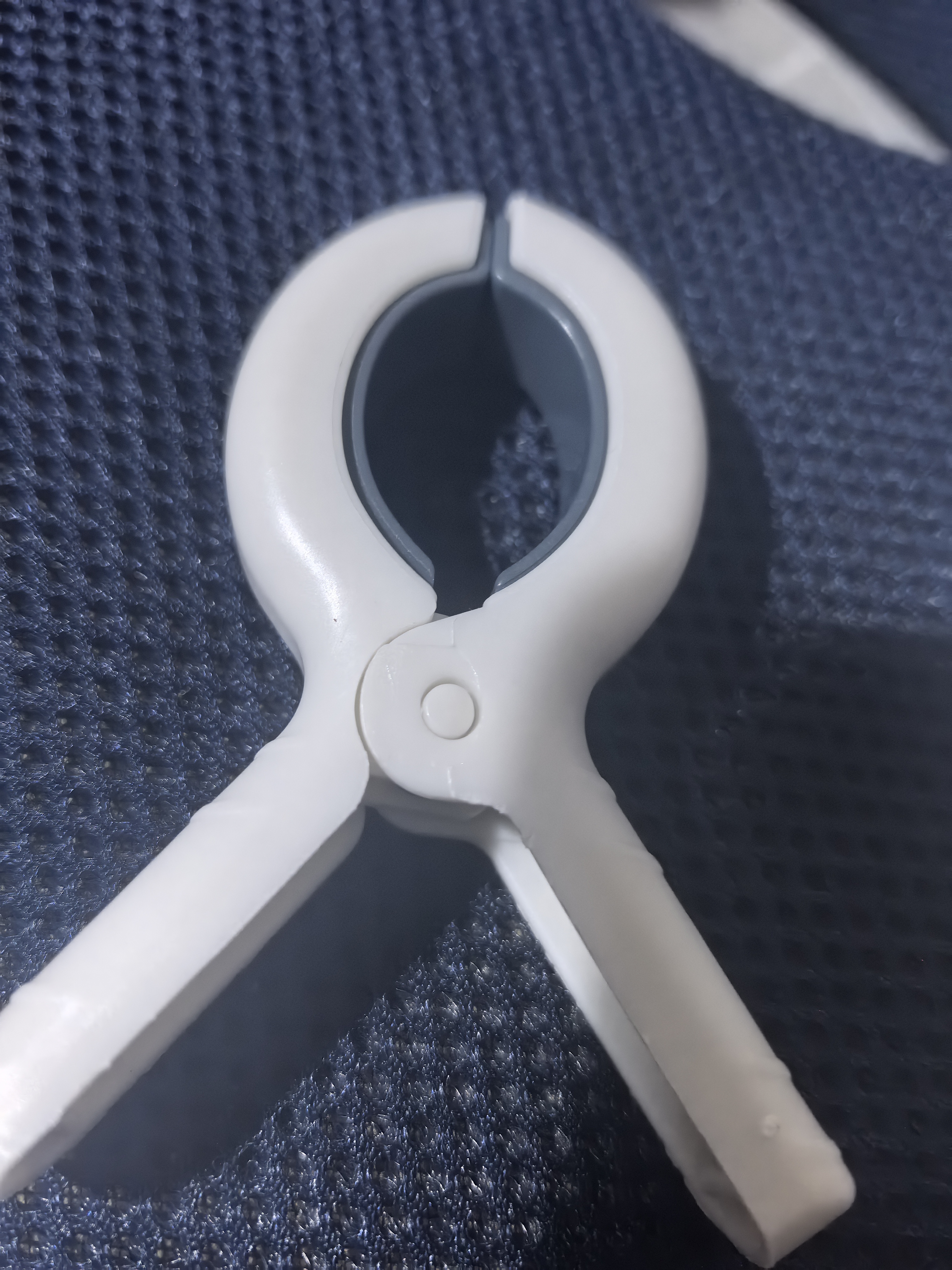 【全网爆款】烘干衣架干衣机便捷式衣服小型可折叠烘干机烘鞋器家用宿舍 自动杀菌智能定时除湿 大号晾衣夹【1只装】 1L 实拍图