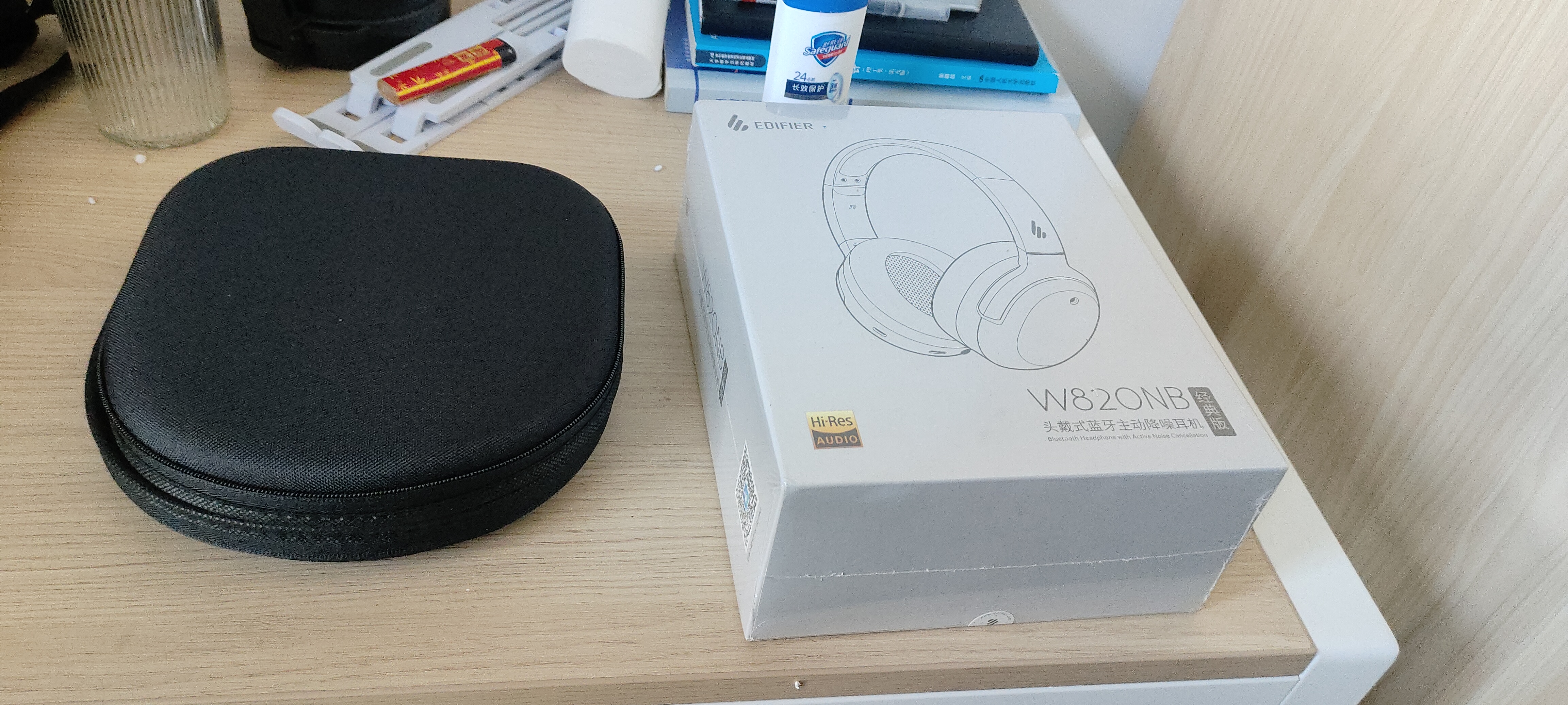 漫步者（EDIFIER）【旗舰爆款】W820NB主动降噪头戴式蓝牙耳机经典版无线金标认证音乐游戏耳麦适配苹果华为小米13 【经典版】W820nb雅典灰+黑色包 实拍图