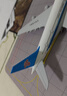 君闵空客A380南方航空飞机模型民航客机仿真带起落架带灯摆件收藏礼品 20厘米合金带起落架+停机坪 实拍图