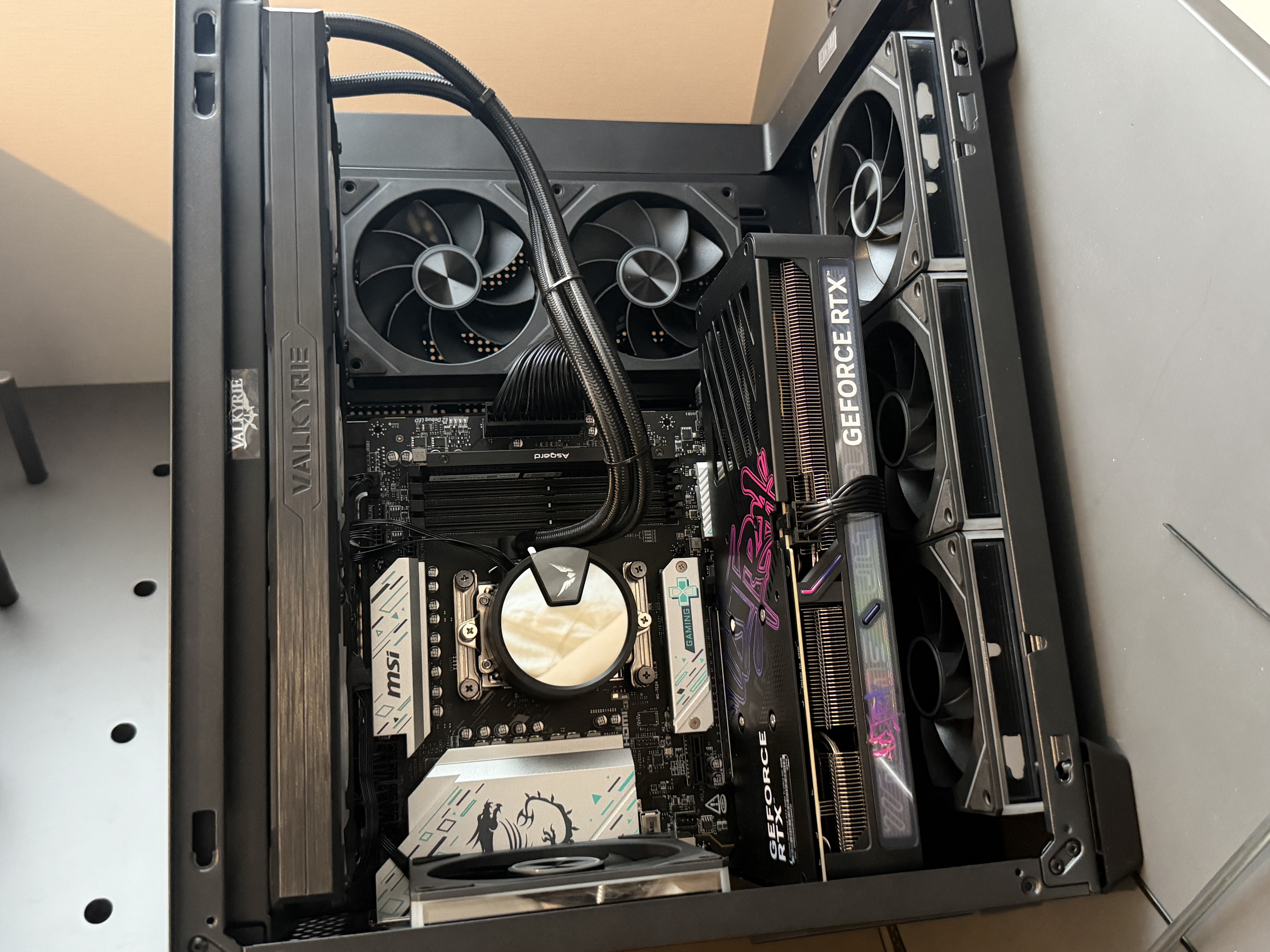 微星B650MB850M主板搭 AMD锐龙七代九代 主板CPU套装 板U套装 微星B650M GAMING PLUS WIFI 7800X3D散片 实拍图
