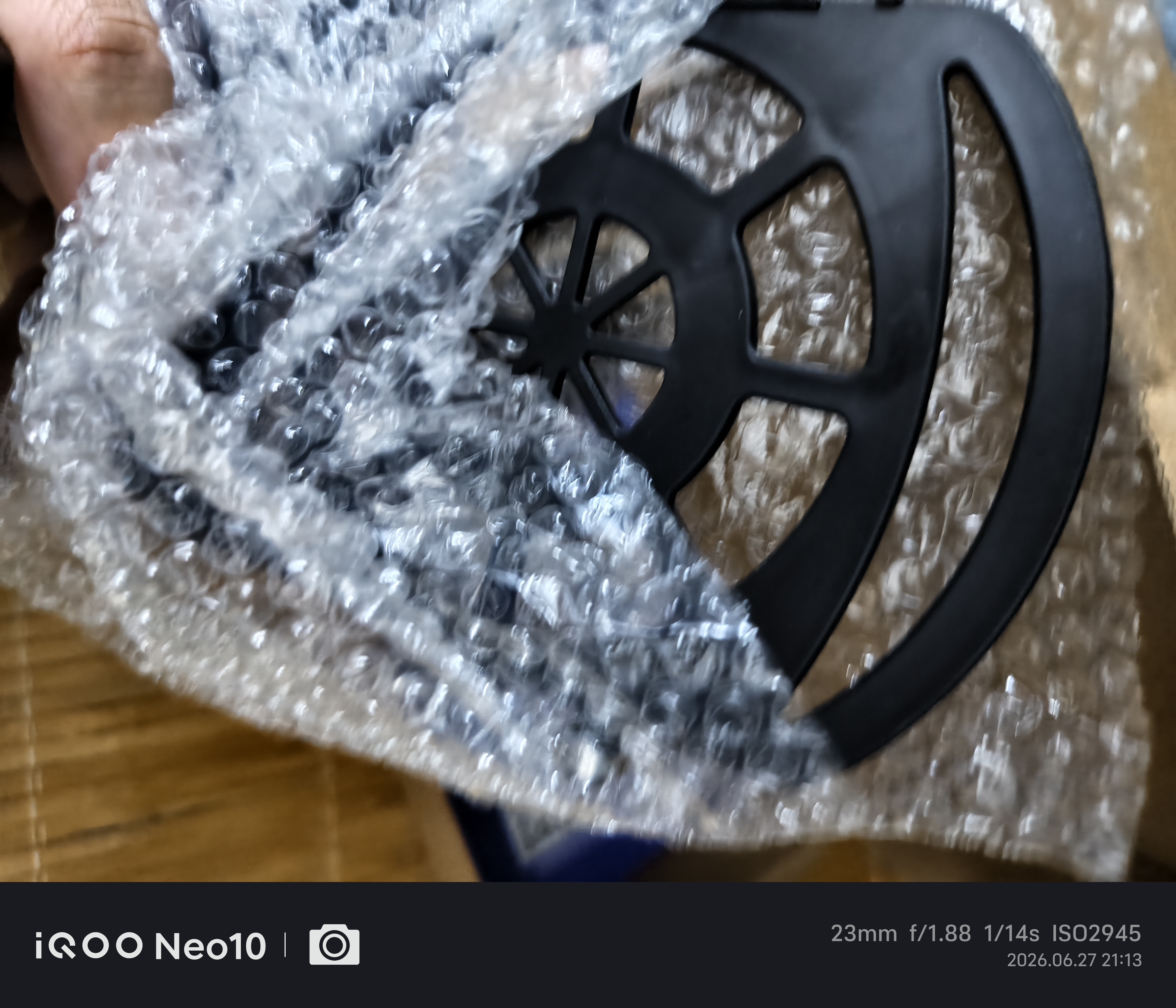 前后摇步器手机静音计步平安微信运动走步数刷步神器自动摇步数摇摆器 单手机静音轴承款【插电款】 前后摇摆 实拍图