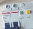 德力西（DELIXI）空气开关 HDBE32LE2C32 家用空开带漏保小型漏电保护断路器 2P32A 实拍图