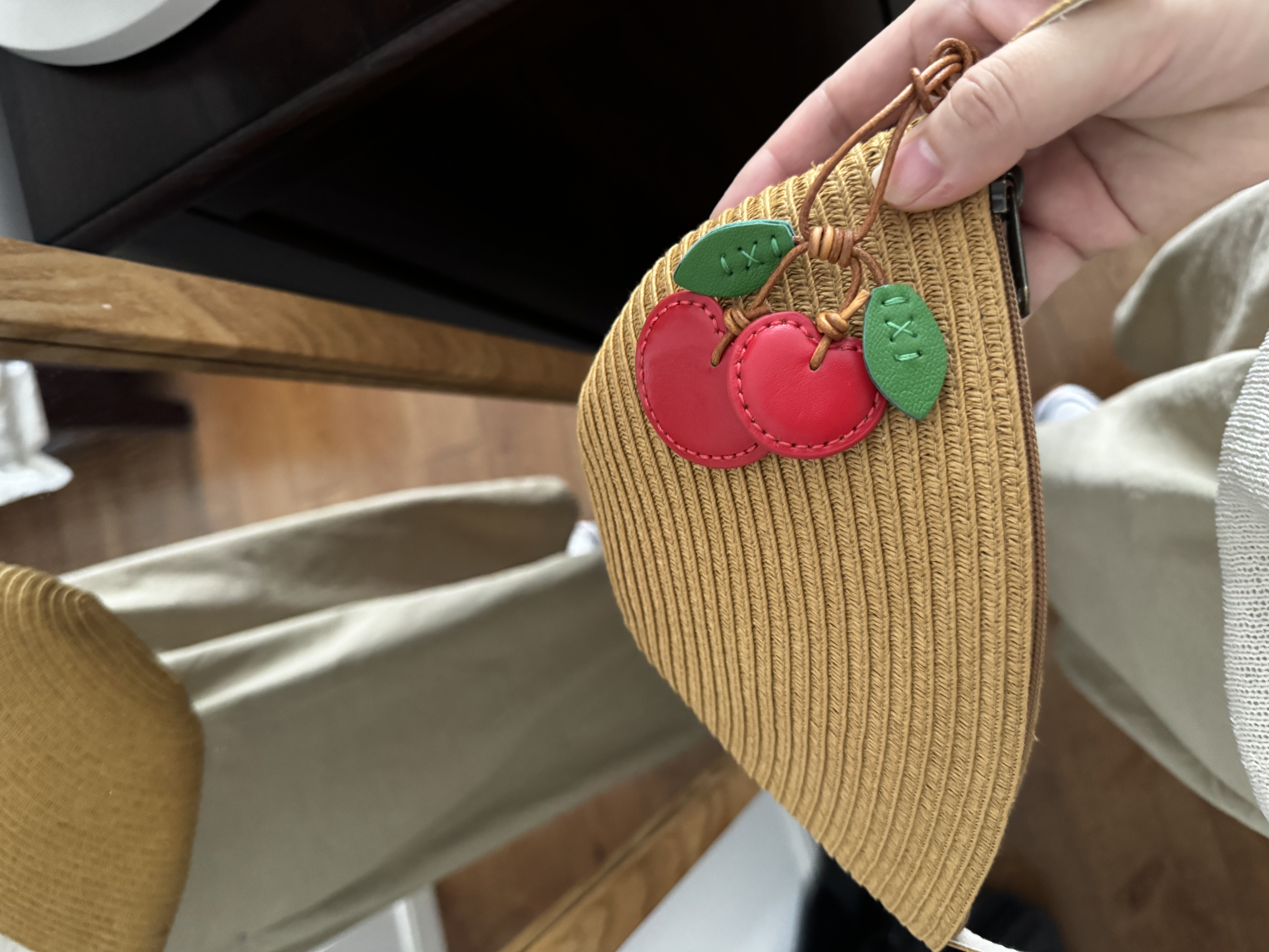 MUJI 纸编 斜挎包 包包女包 便携 单肩 编织包 小包 饺子造型 浅棕色 实拍图