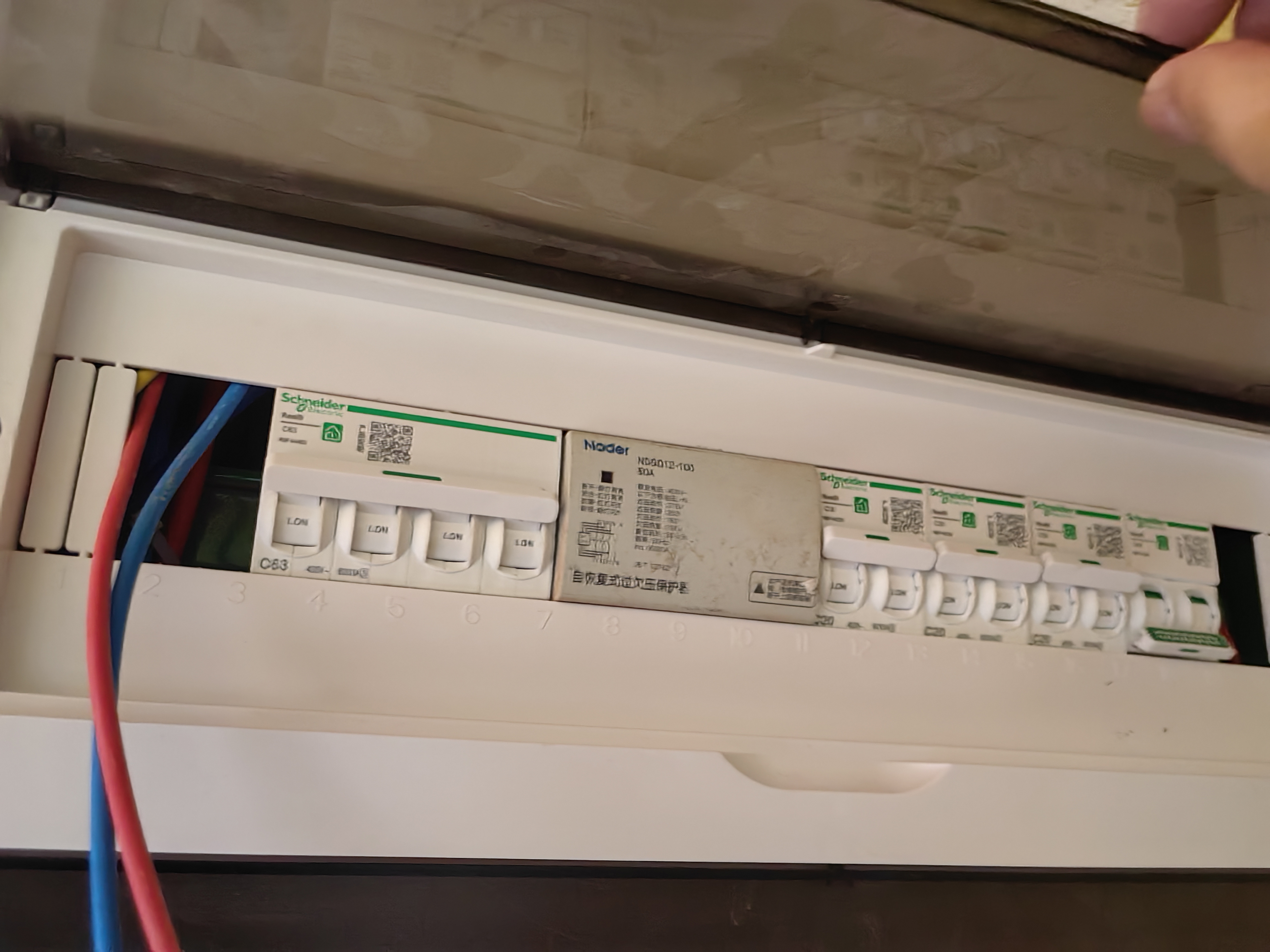 施耐德 空气开关4P C63A 家用微型断路器 总开电闸 四极空开 R9F44463 实拍图