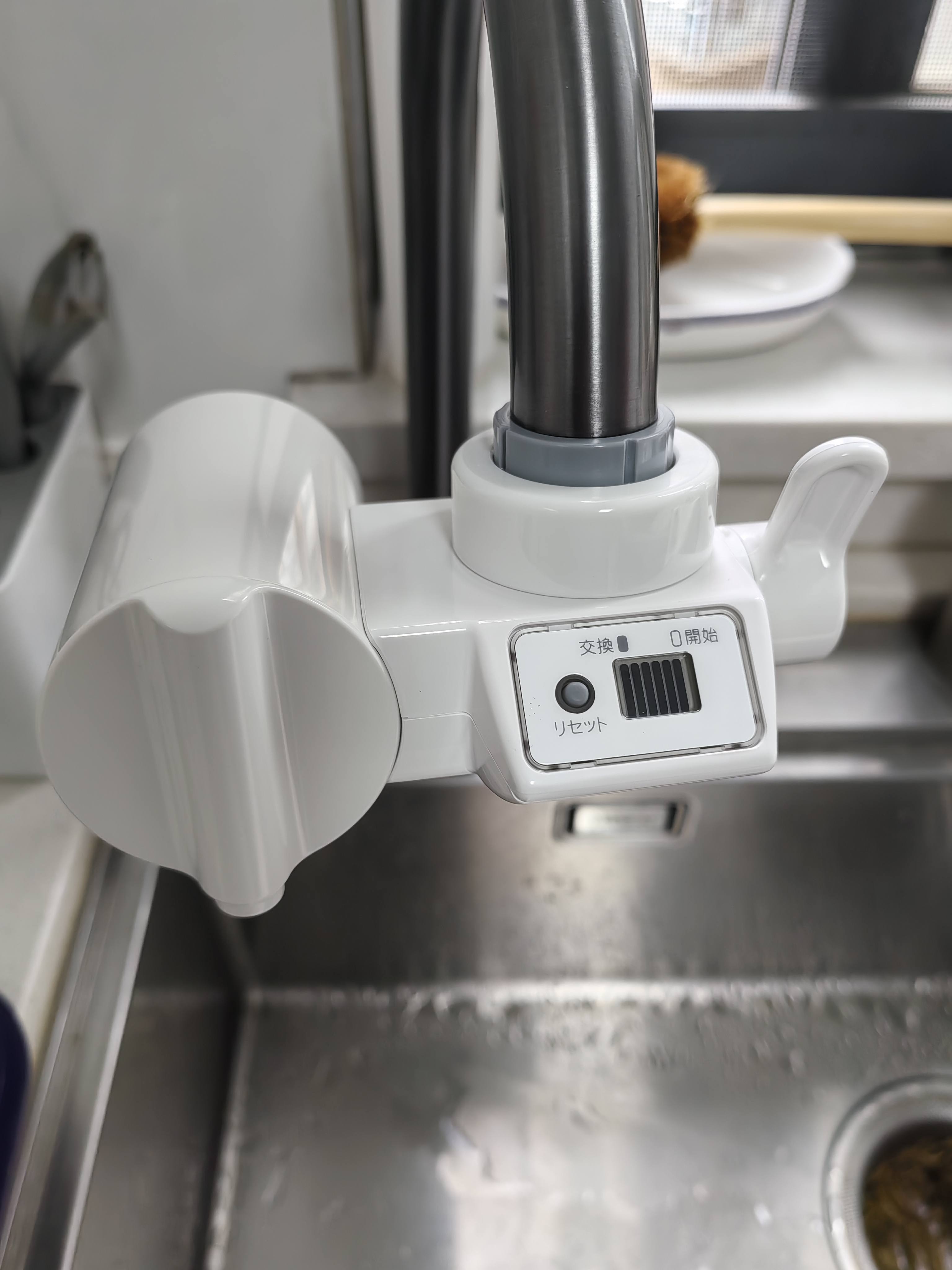 可菱水 【日本制】水龙头净水器直饮 家用自来水过滤器滤水器智能换芯提醒前置过滤器CB073 日本原装进口 【日本制】五芯装-液晶屏显 实拍图