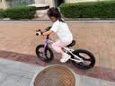 凤凰儿童自行车儿童山地学生车小孩单车带辅助轮3-6-10-12岁小中大童 乌梅紫丨单速一体轮+双碟刹+礼包 18寸（适合身高115-130cm） 实拍图