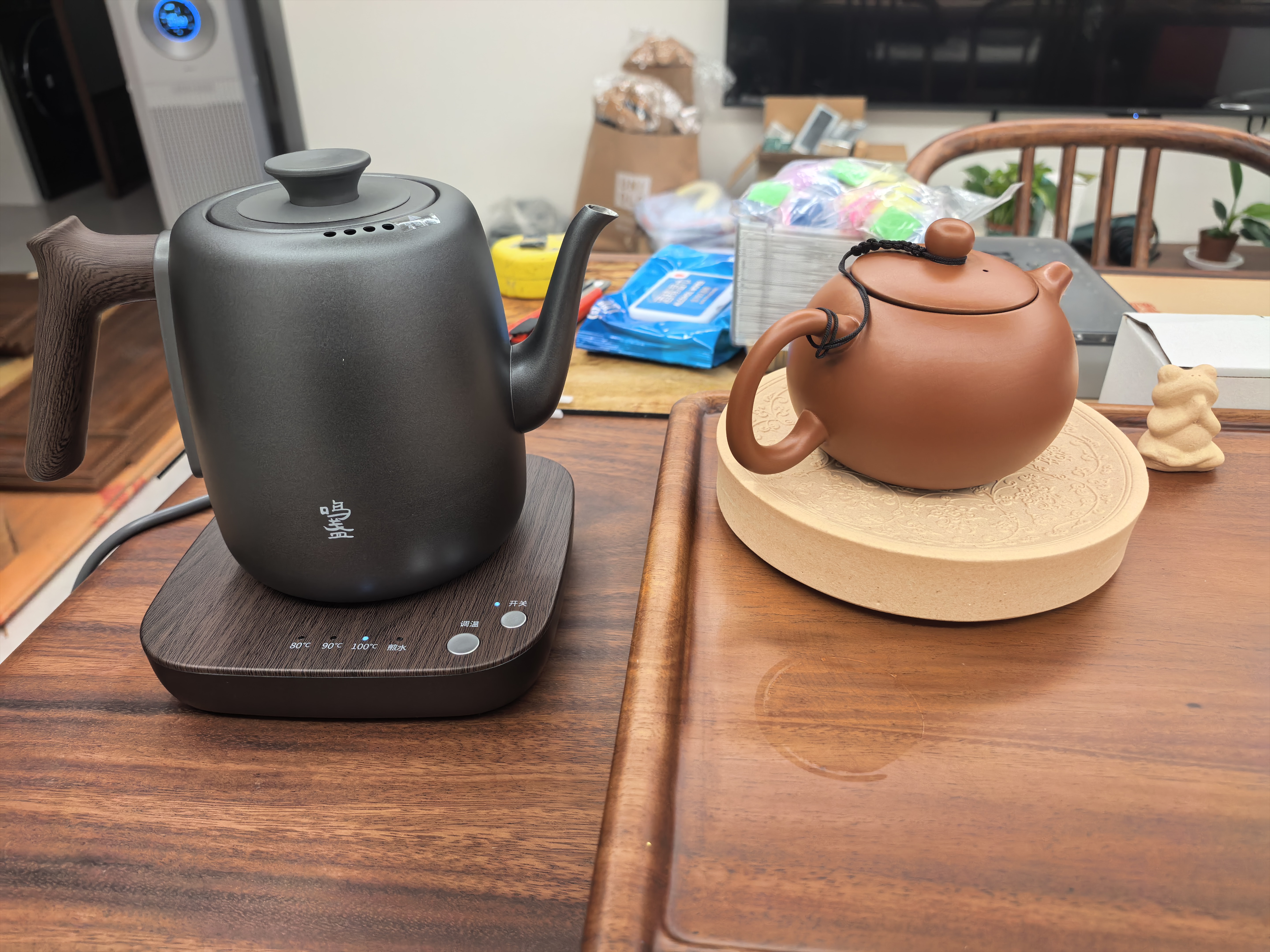 鸣盏智能温控烧水壶沸点恒温电水壶316不锈钢热水壶泡茶煮水壶茶艺师级泡茶壶无缝一体内胆茶壶MZ152C 0.8L 升级款（无缝一体壶）MZ152C枪灰色 实拍图