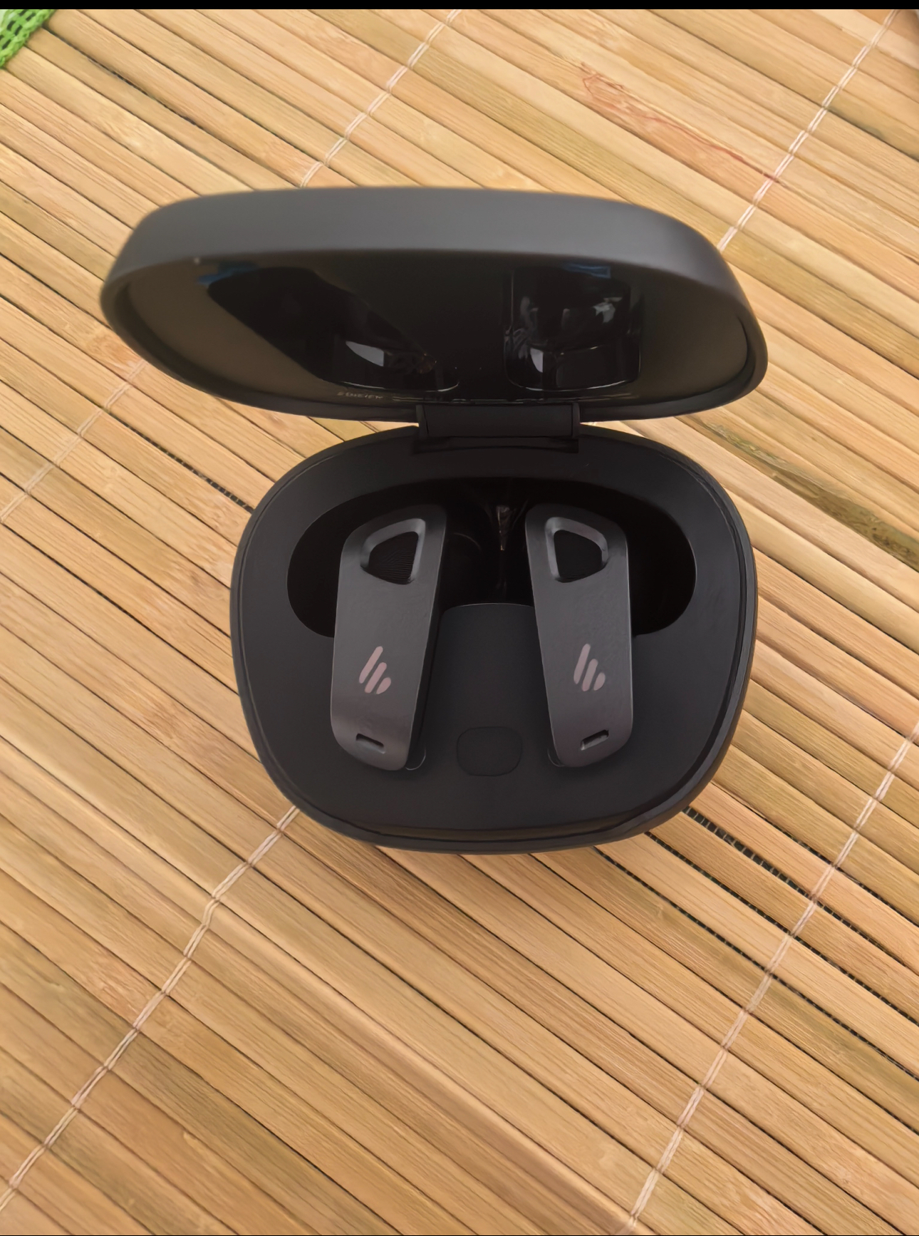 漫步者（EDIFIER）【数码多年度推荐】NeoBuds Pro3 入耳式圈铁降噪蓝牙耳机 宽频降噪 适用苹果华为小米OPPO 黑色 实拍图