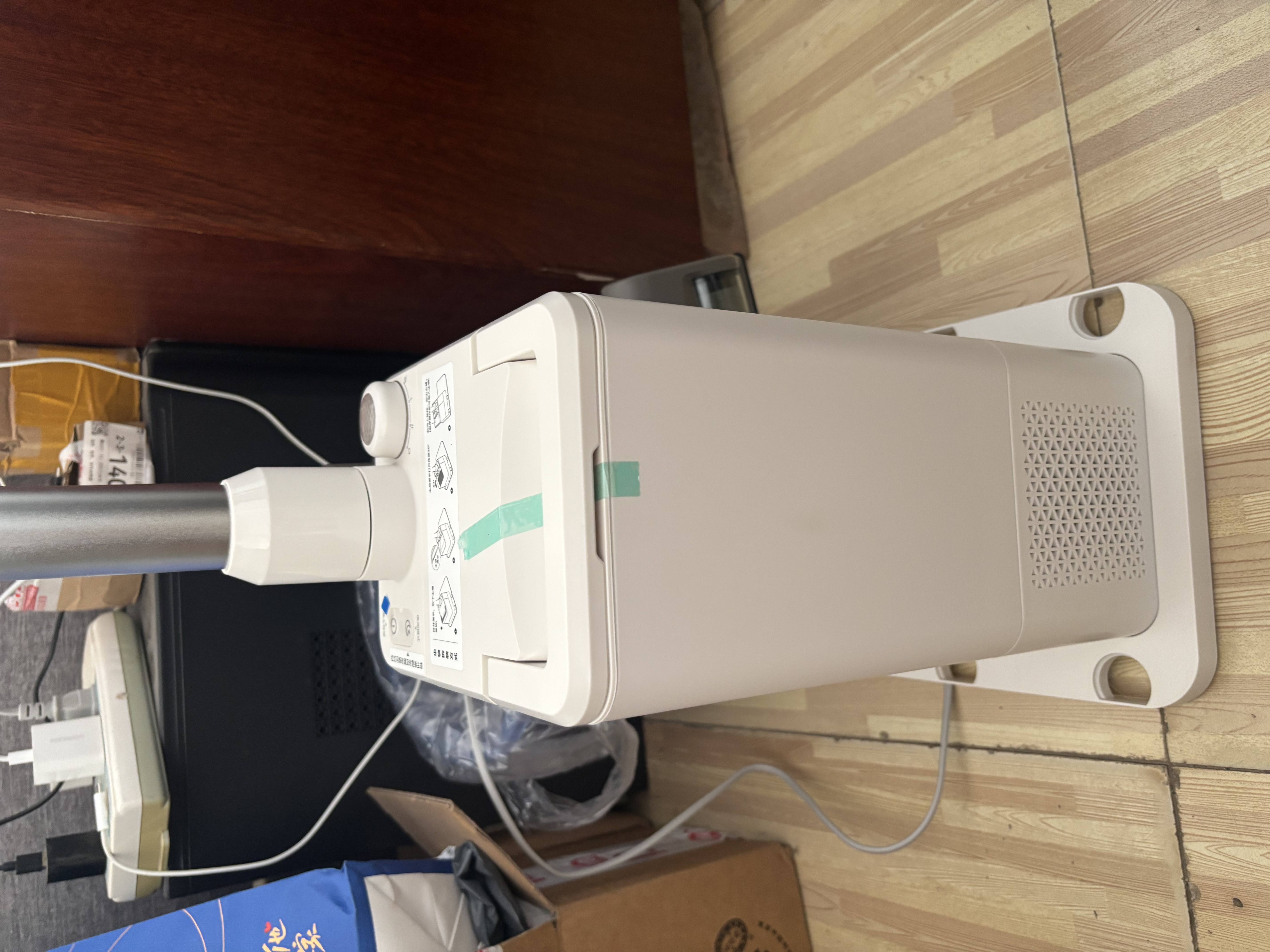 美的（Midea）自集尘吸尘器F10station自动集尘空间站防缠广角绿光显尘大吸力无线手持家用扫地F10S 实拍图