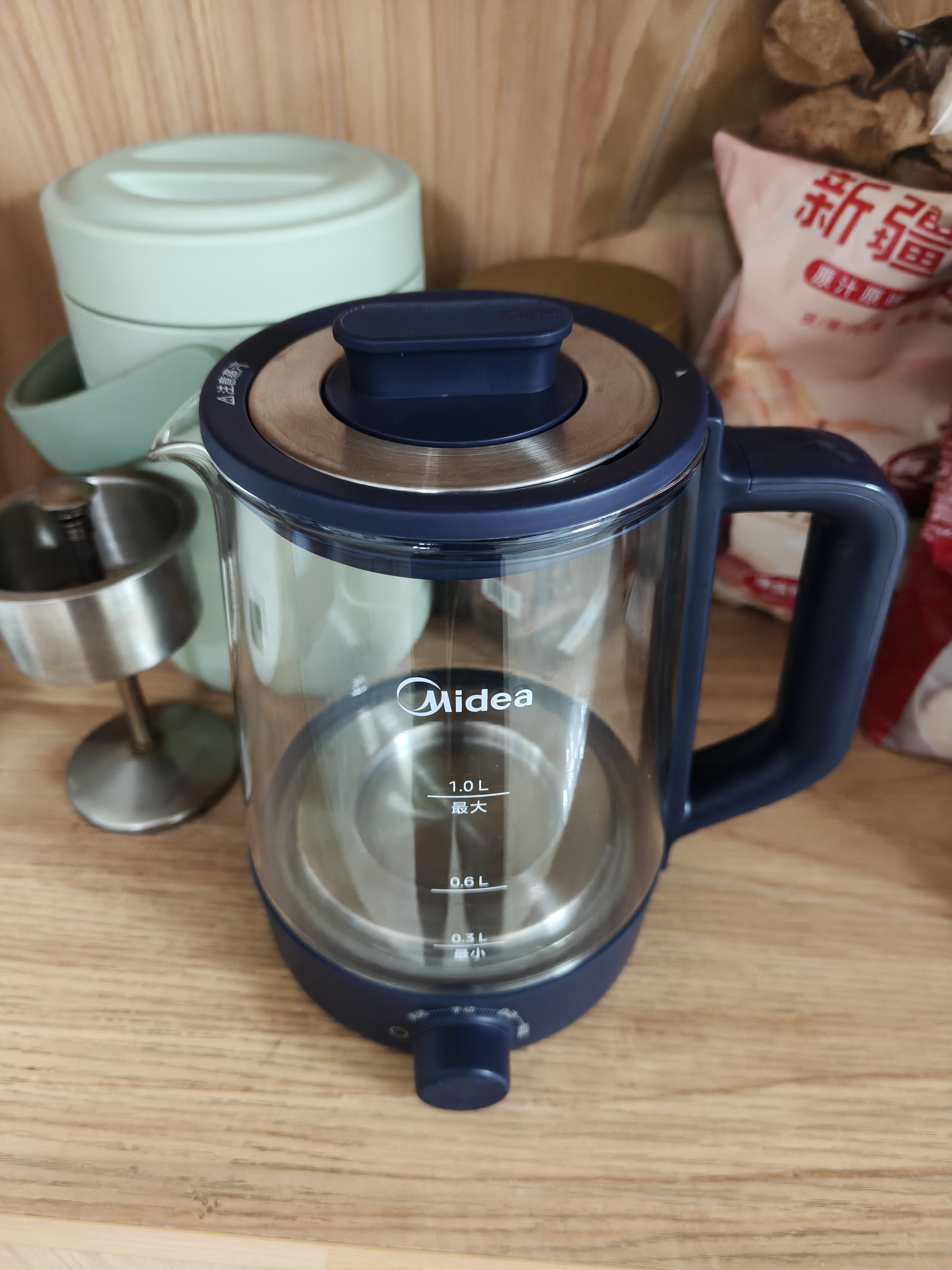 美的（Midea）养生壶 1L大容量一体式喷淋煮茶器蒸煮茶壶 办公室煮茶烧水一体机 304不锈钢ZC10S01 实拍图