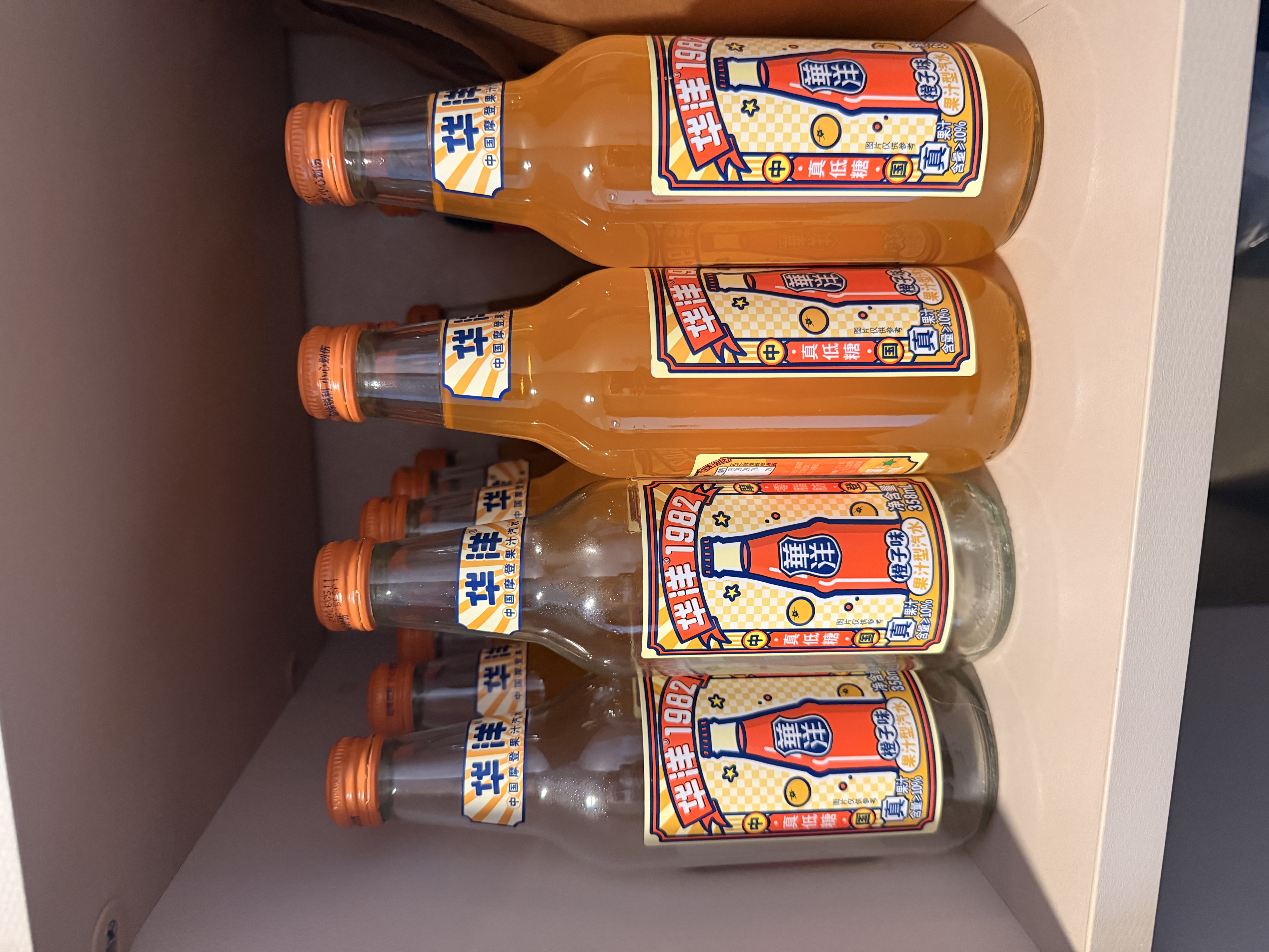 华洋1982汽水果汁碳酸饮料橙味358ml*20瓶低糖0脂肪饮品 实拍图