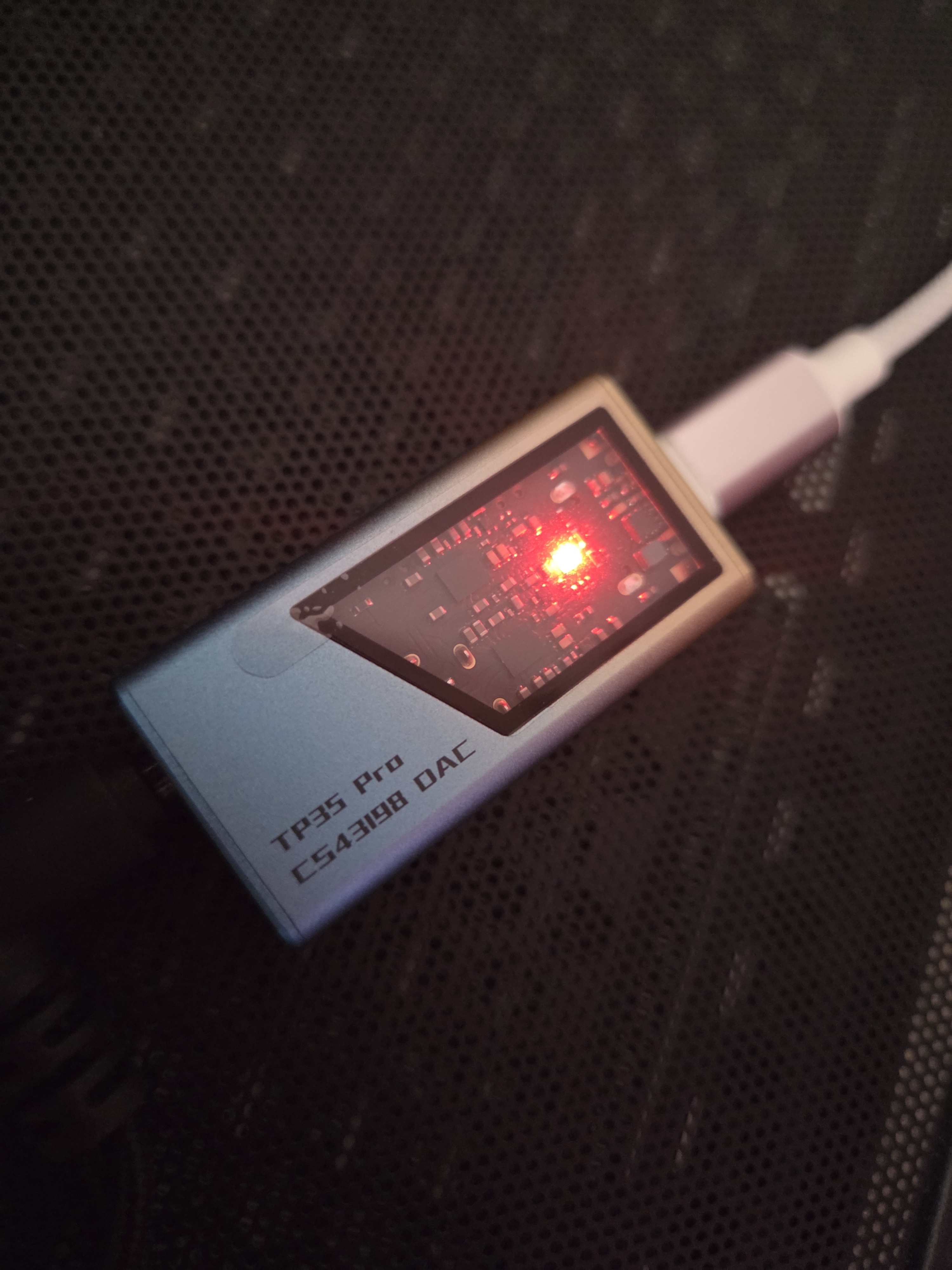 EPZ TP35pro小尾巴音频解码器无损hifiI解码耳放发烧均衡器专业游戏声卡3.5/4.4高性能【送磁吸皮套】 【 专业级游戏声卡】type-c版雅黑 实拍图
