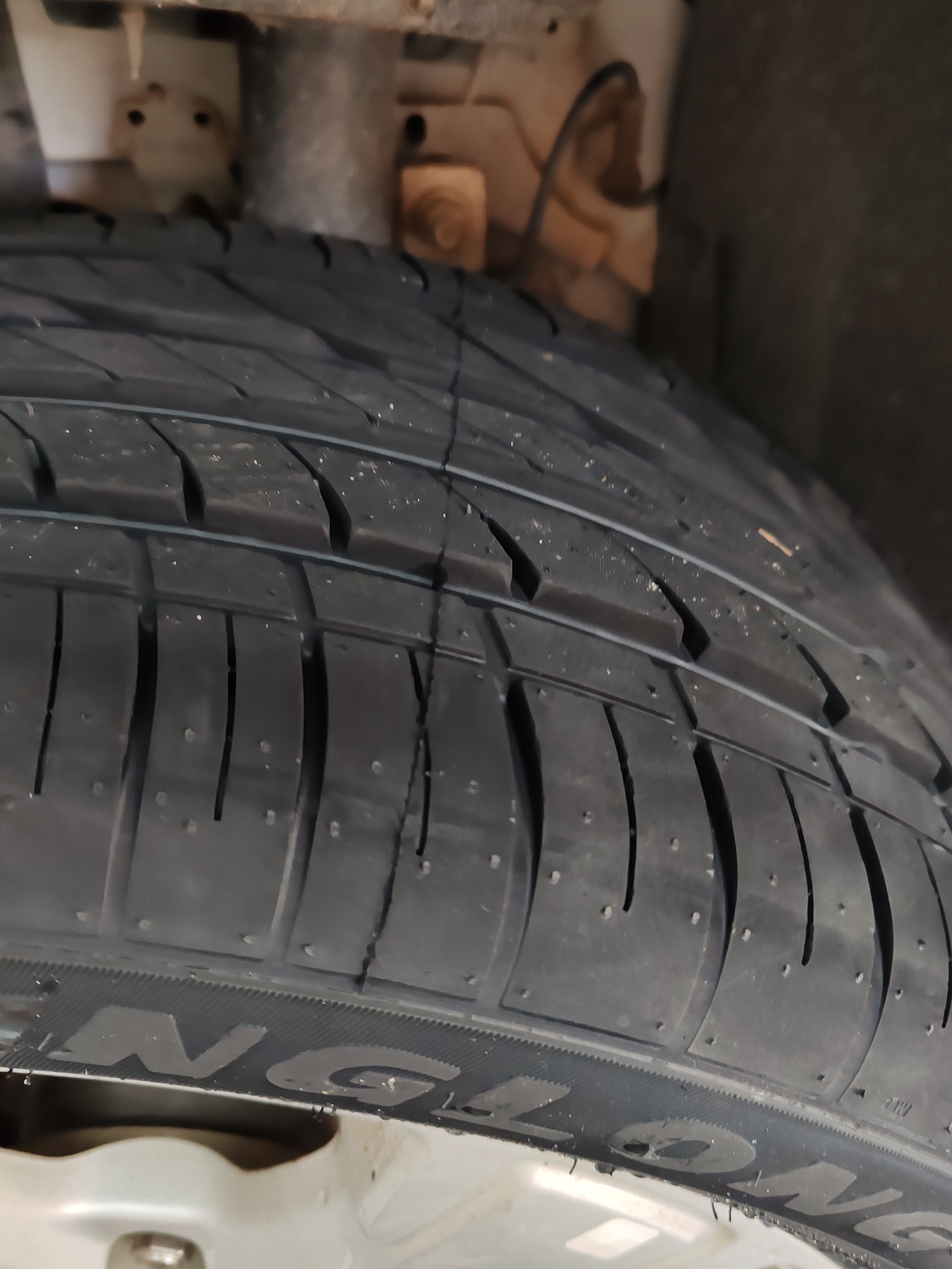 玲珑轮胎汽车轮胎235/50R18 101W XL 绿行GREEN-Max 适配RX5/翼虎/君越 实拍图