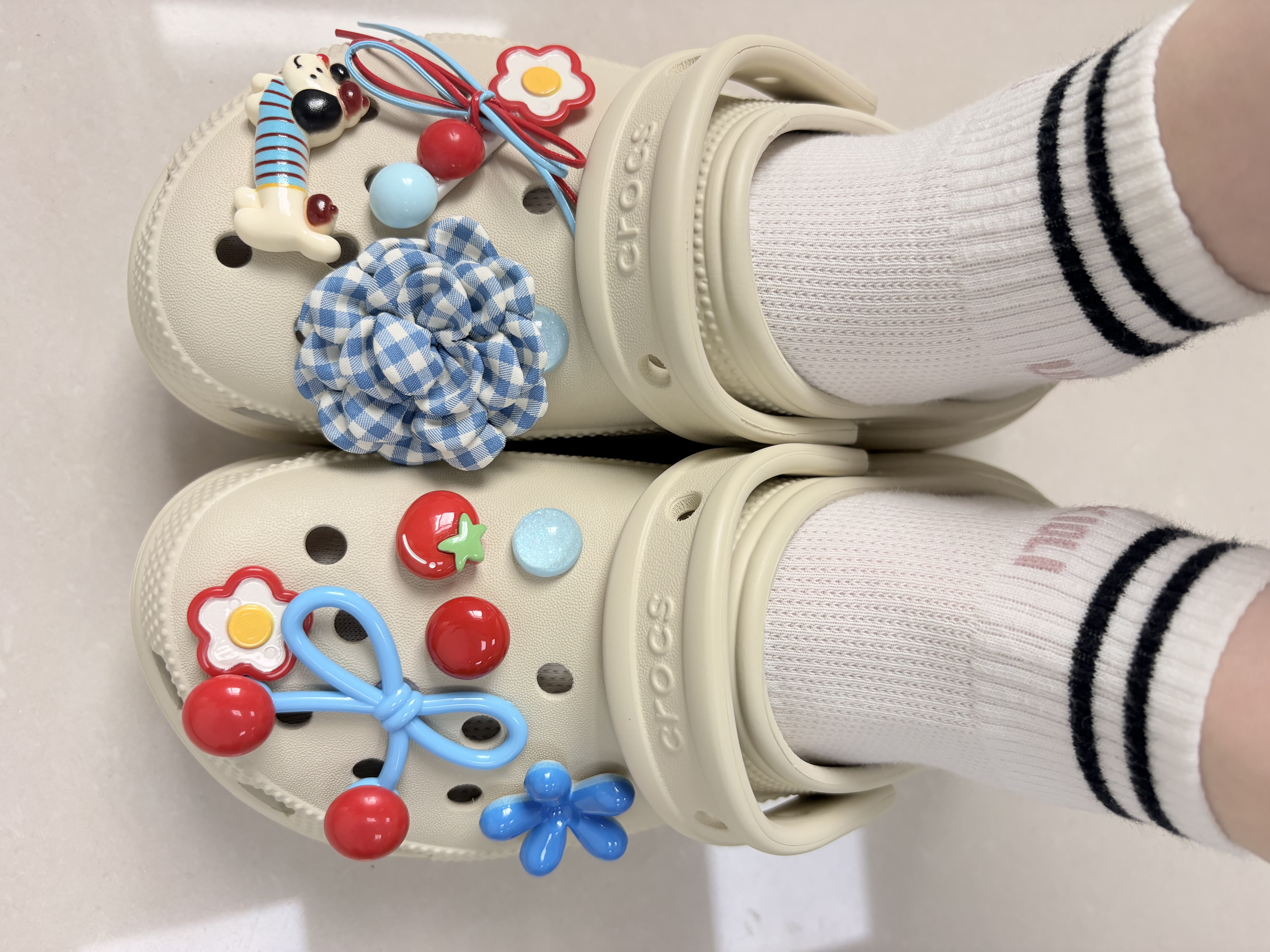 卡骆驰（CROCS）经典云朵Clog男女沙滩洞洞鞋凉拖鞋 206750-2Y2 35 实拍图
