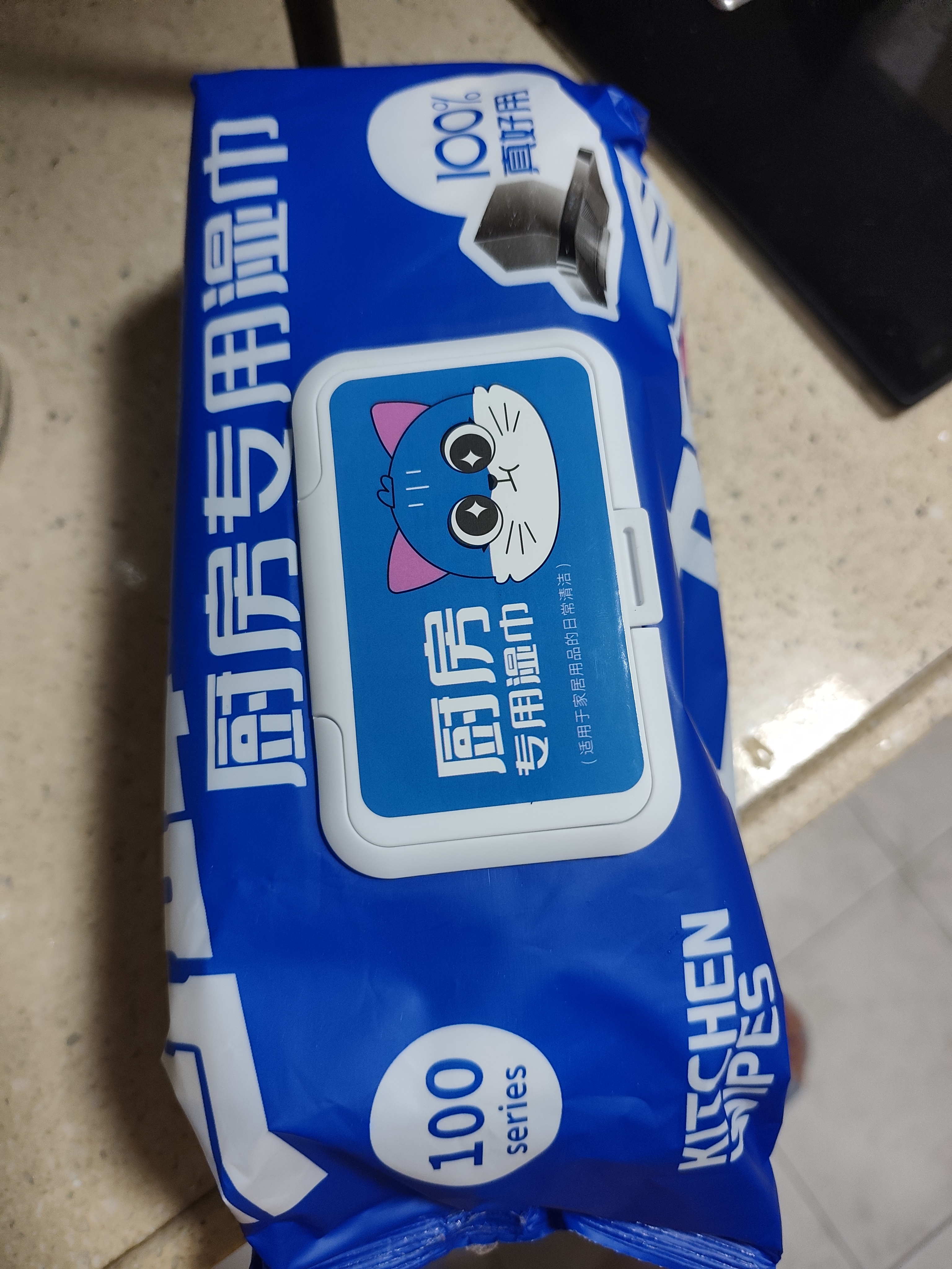 【京东电器专享】蓝猫厨房湿巾超大包油烟机强力去油污湿纸巾加厚 超大包厨房湿巾 1层 100抽*1包 【近2斤】 实拍图