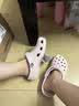 卡骆驰（CROCS）经典洞洞鞋轻便百搭女沙滩鞋包头拖鞋男鞋|10001 石英粉-6UR(含智必星) 37 /38(230mm) 实拍图