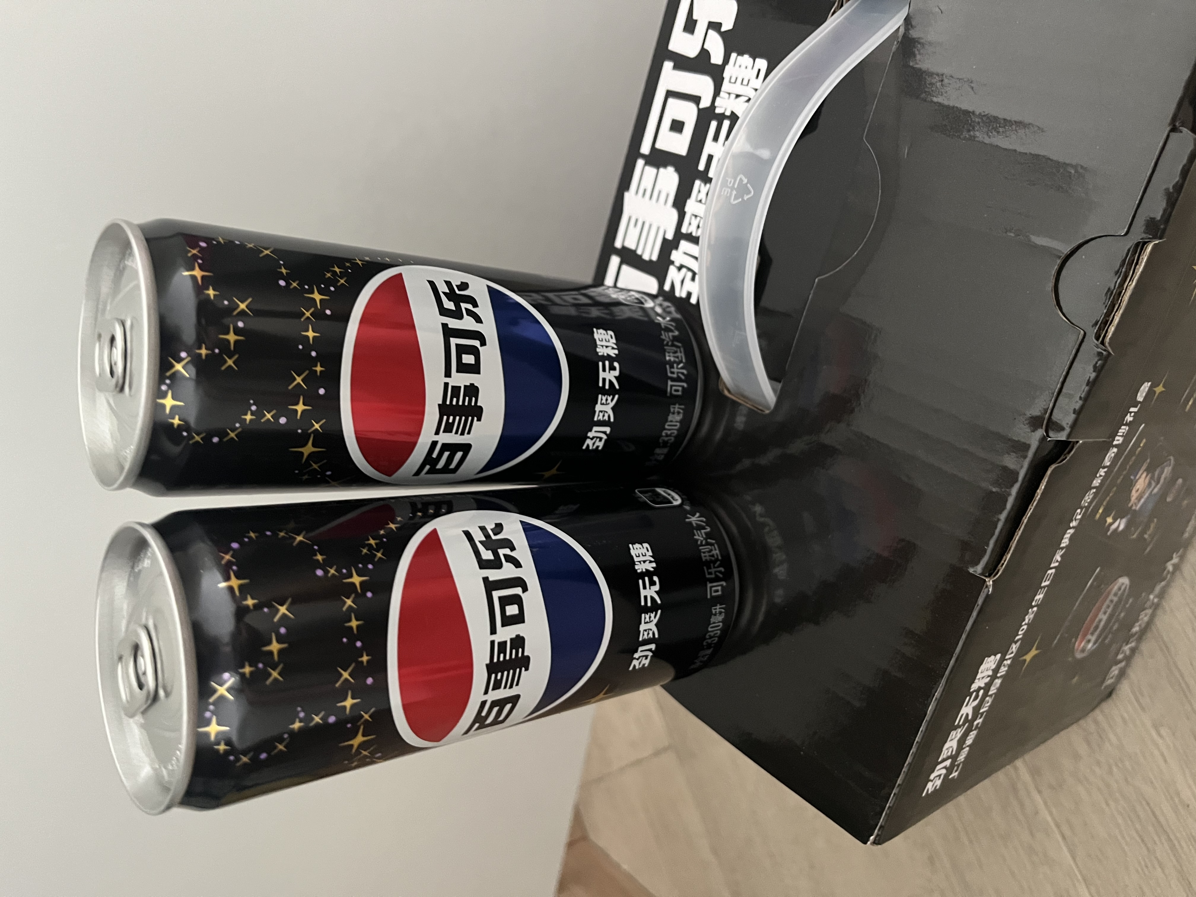 百事可乐Pepsi 百事无糖-迪士尼米奇家族礼盒330ml*15听 细长罐整箱装 实拍图