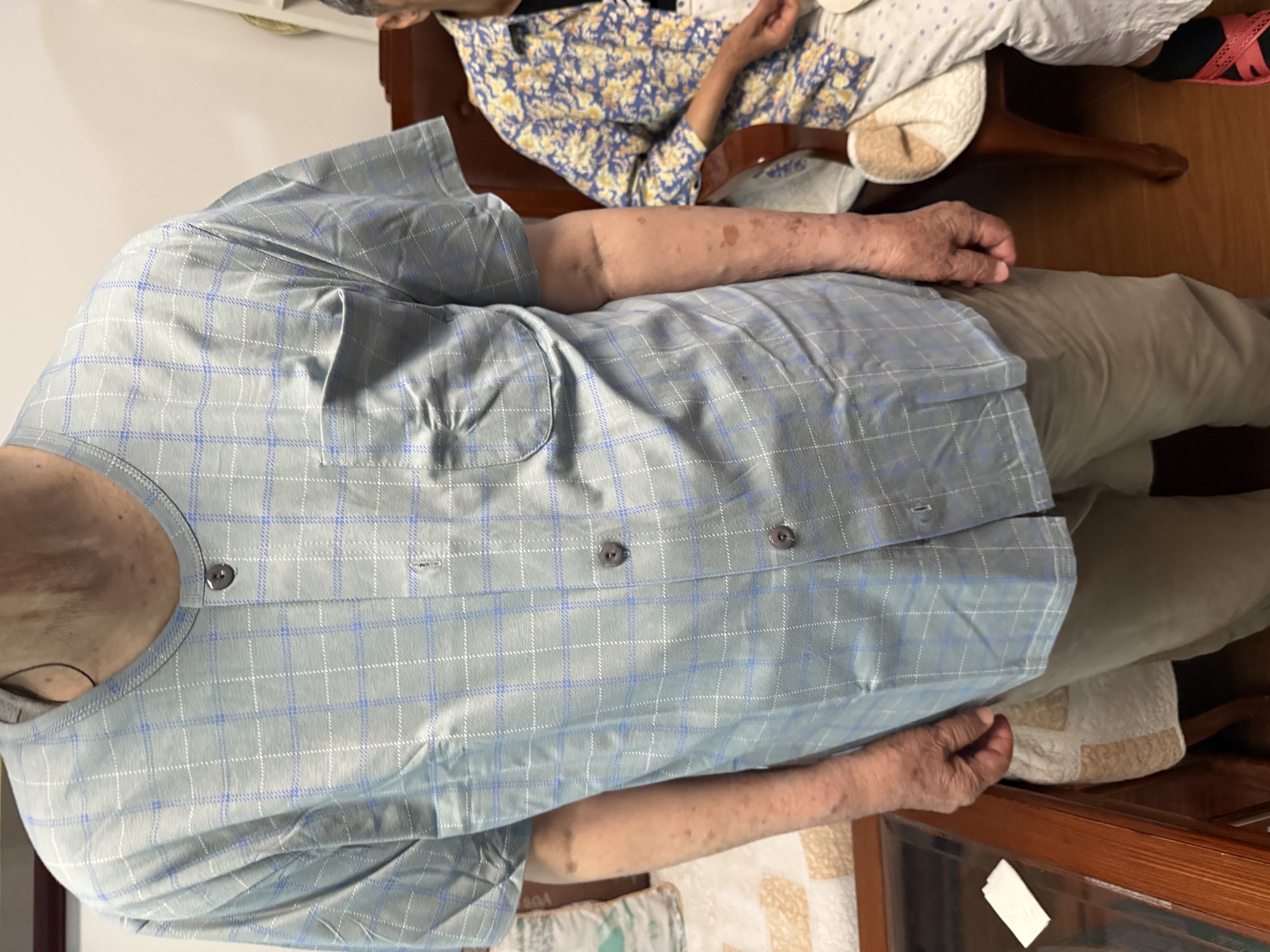 北极绒夏季中老年人纯棉汗衫睡衣套装男士爸爸短袖全棉宽松圆领对襟开衫 浅绿格 （短袖+长裤） 4XL （建议155-180斤） 实拍图