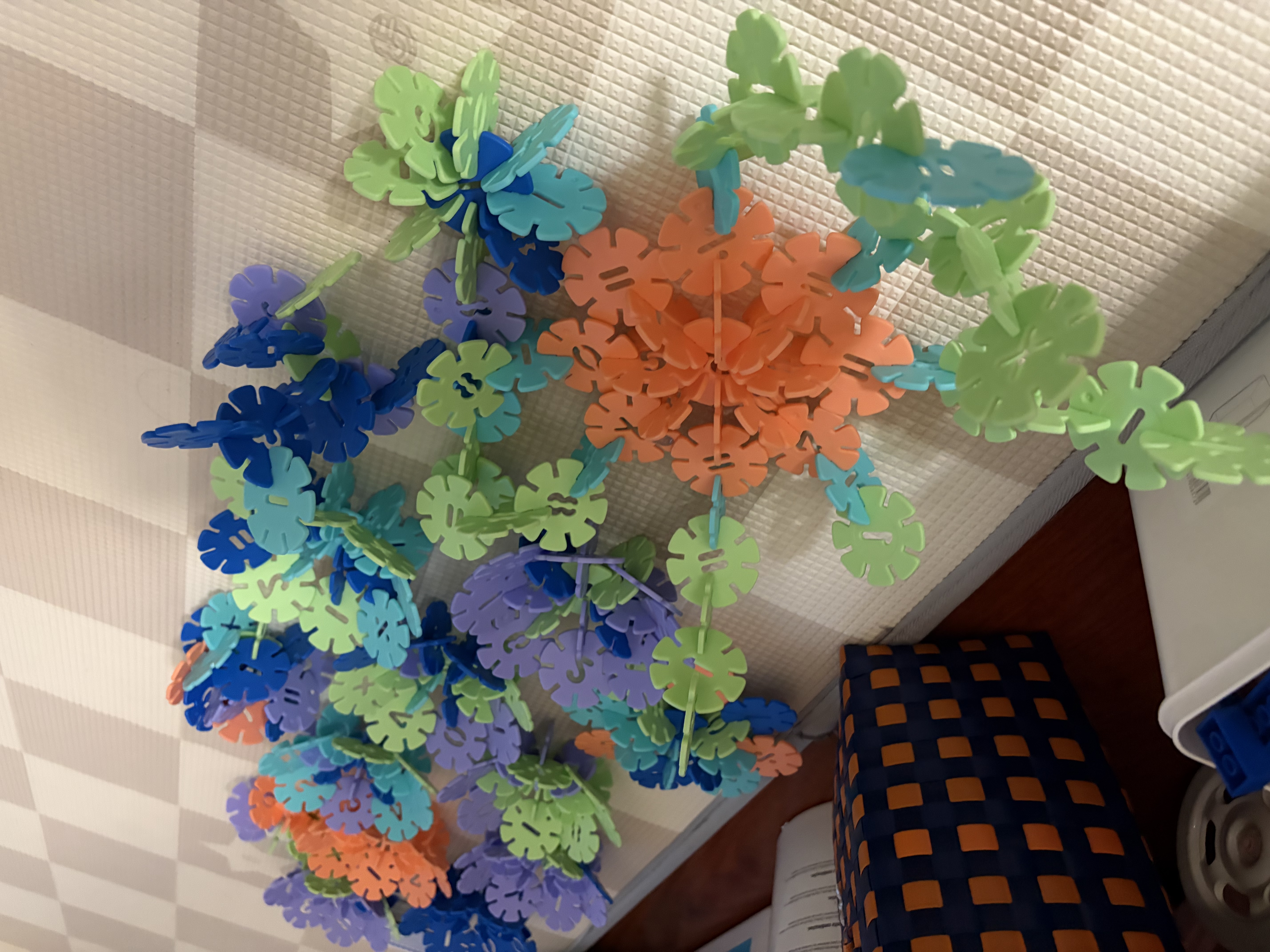 得力（deli）300片工具箱装雪花片积木儿童拼装男女孩玩具拼插宝宝启蒙74553 实拍图
