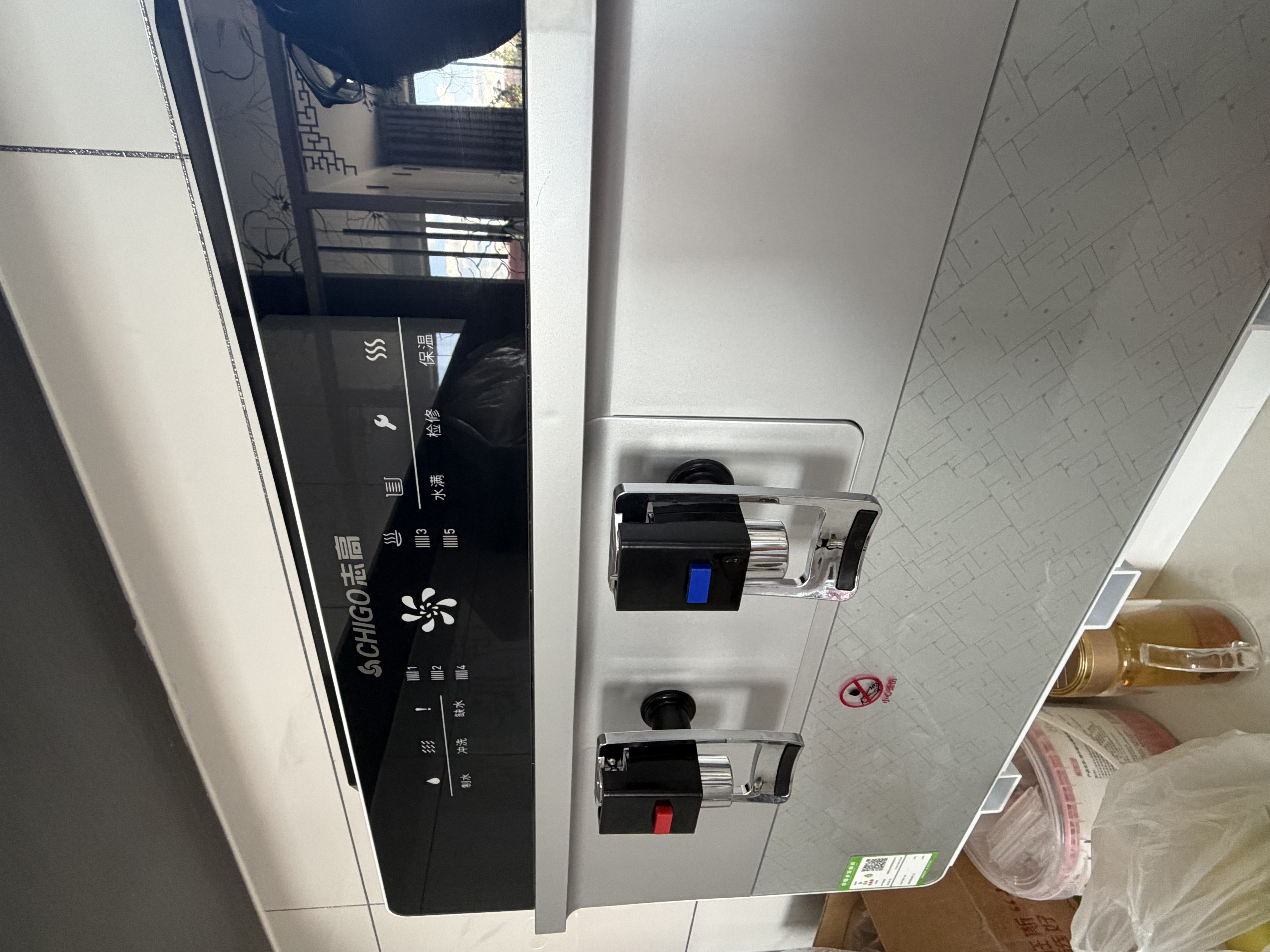 志高（CHIGO） 净水器家用加热直饮一体机接自来水厨房壁挂式RO反渗透饮水机直饮机过滤器净饮机0阻垢剂 【包安装】【豪华语音款】净水加热语音播报银色 实拍图