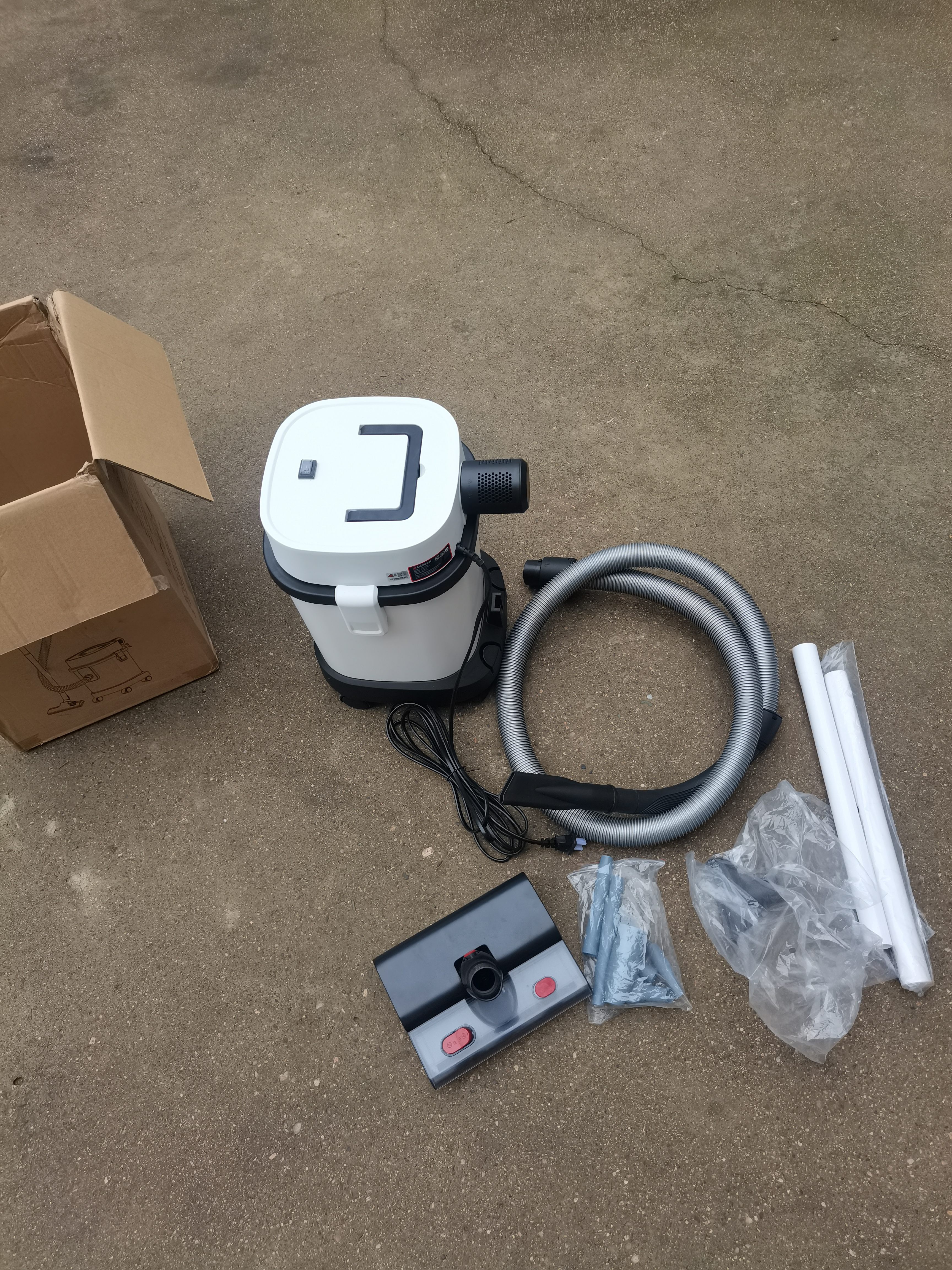 小狗吸尘器家用吸拖一体 1800W大功率大吸力干湿吹三用工业吸尘器 装修开荒保洁宠物毛发除尘机T006 实拍图